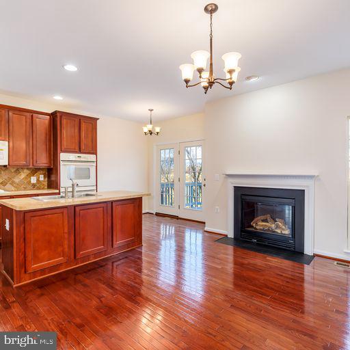 WOODSTOCK COMMONS - Residential