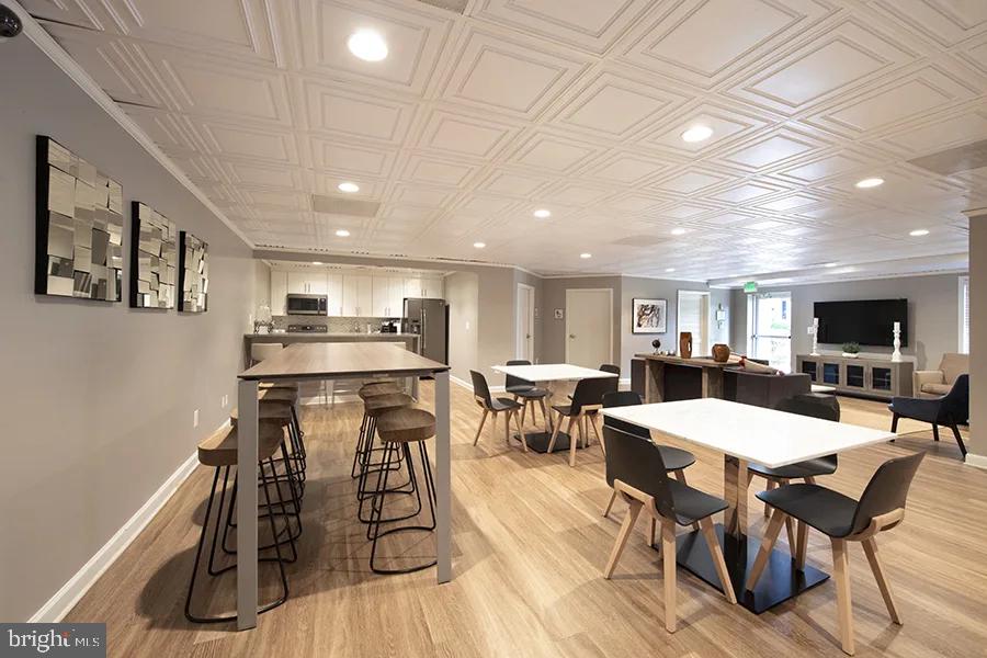 ROCKVILLE - Residential Lease