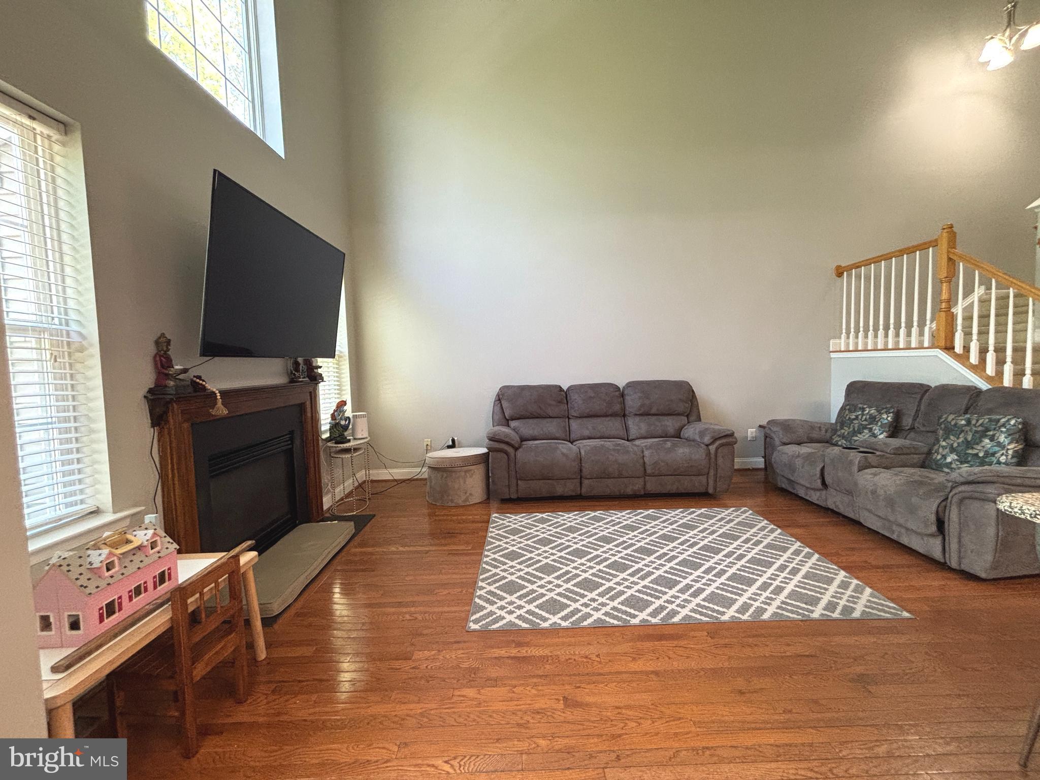 VALLEY VIEW - Residential