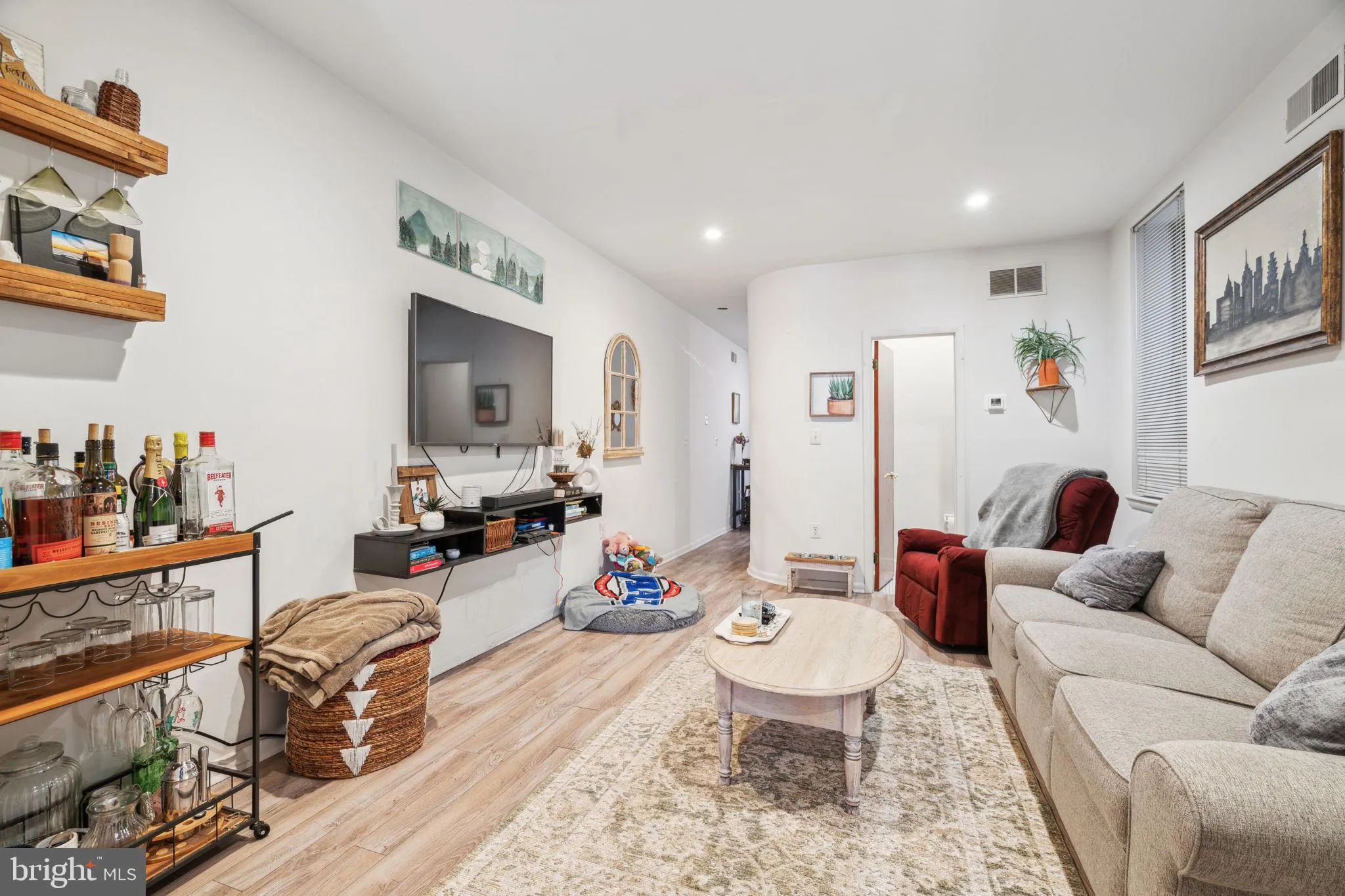 Philadelphia, Pennsylvania 19147, United States, 1 Bedroom Bedrooms, ,2 BathroomsBathrooms,Residential,Active,82548