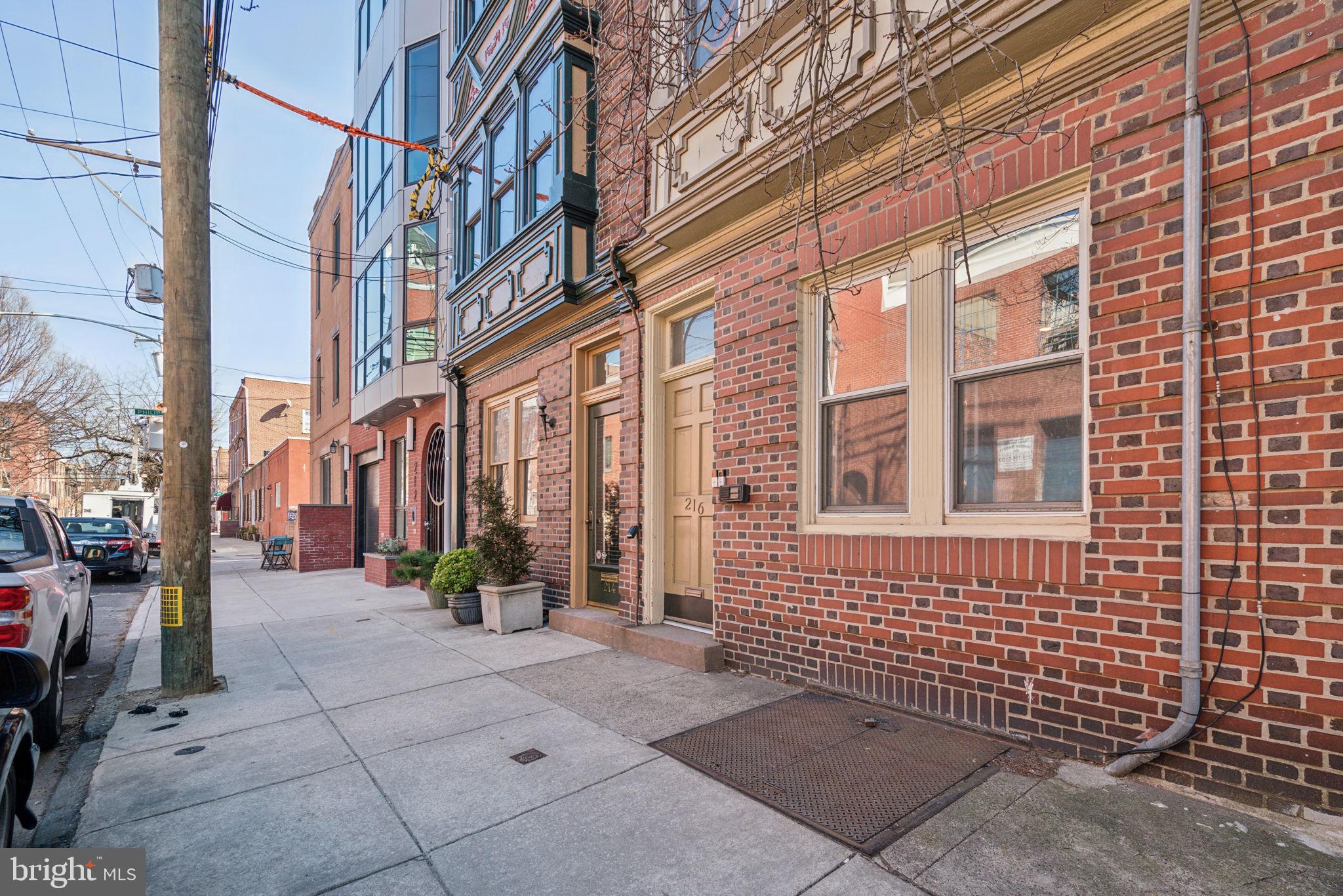 QUEEN VILLAGE - Residential Lease