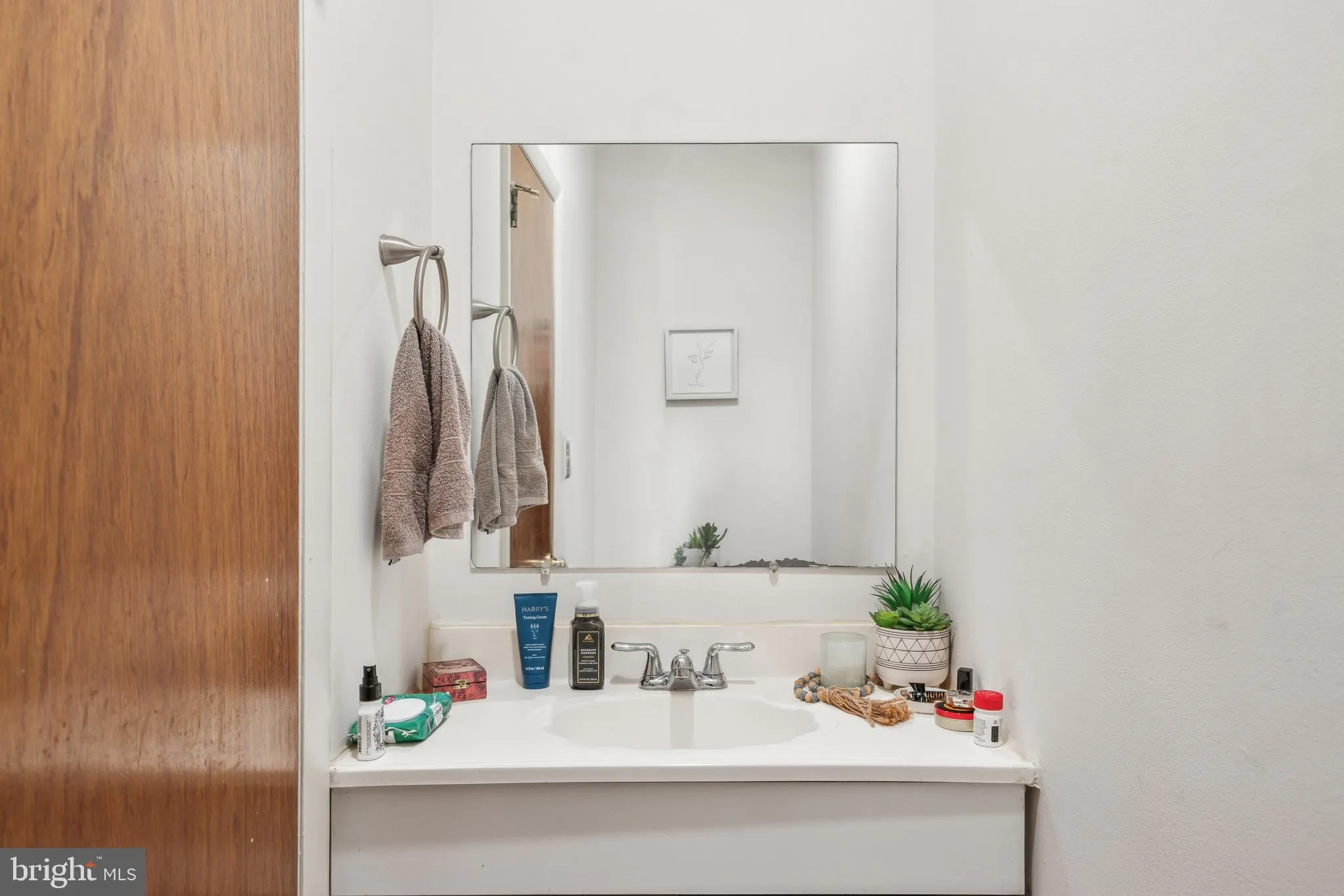 Philadelphia, Pennsylvania 19147, United States, 1 Bedroom Bedrooms, ,2 BathroomsBathrooms,Residential,Active,82548