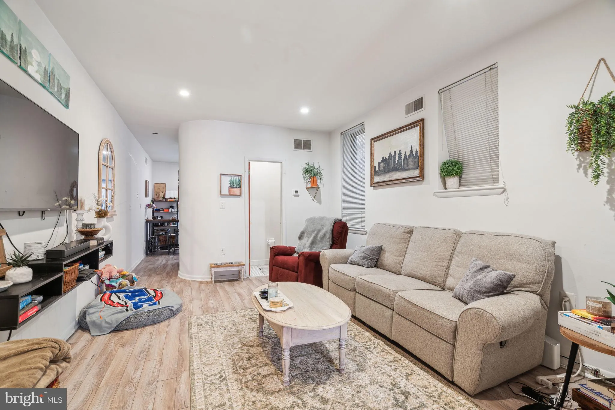 Philadelphia, Pennsylvania 19147, United States, 1 Bedroom Bedrooms, ,2 BathroomsBathrooms,Residential,Active,82548