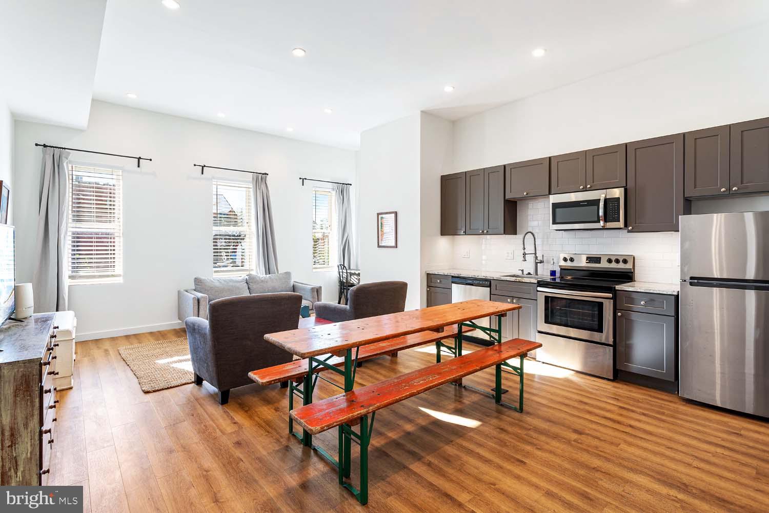 2465 18TH STREET NW 3