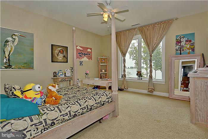 BENNETT POINT - Residential