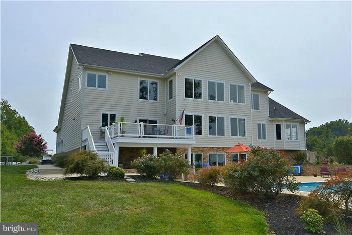 BENNETT POINT - Residential