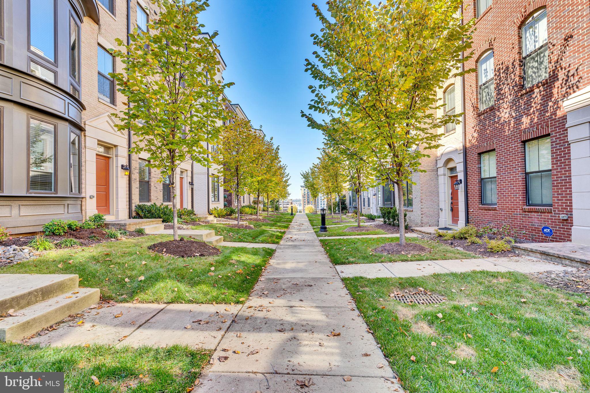 NATIONAL HARBOR - Residential Lease