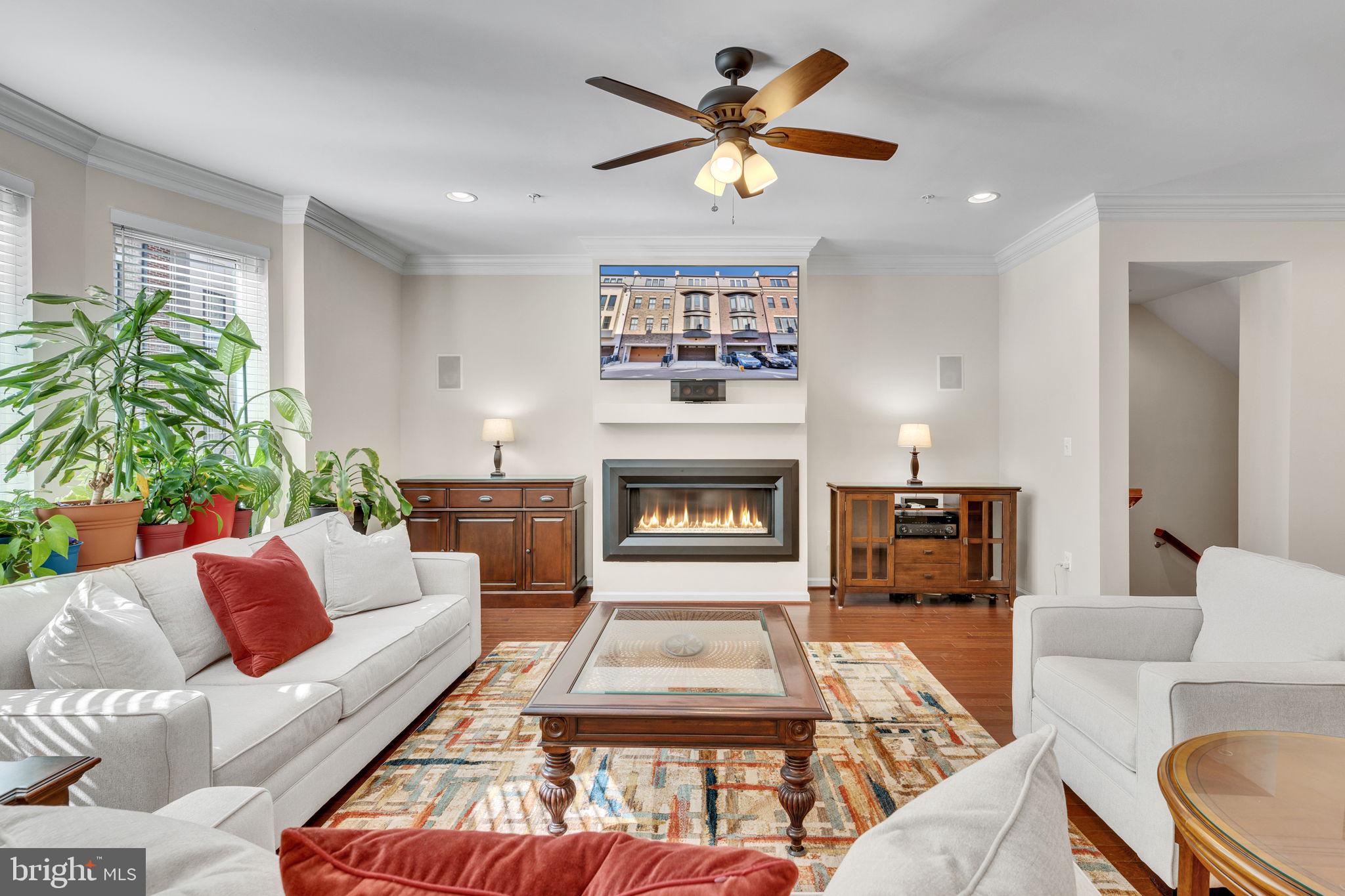 NATIONAL HARBOR - Residential Lease