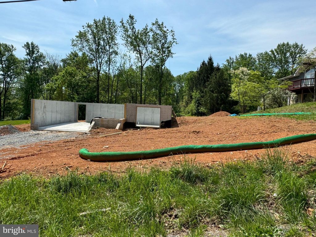 Photo of 15 Hilltop Trail, FAIRFIELD, PA 17320 (MLS # PAAD2017606)