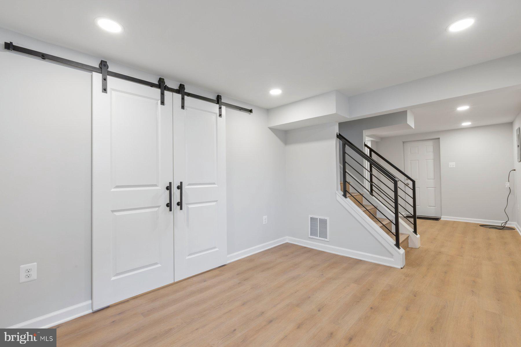 HIGHLAND GARDENS - Residential