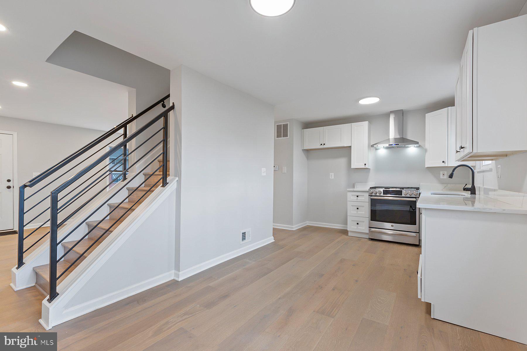 HIGHLAND GARDENS - Residential