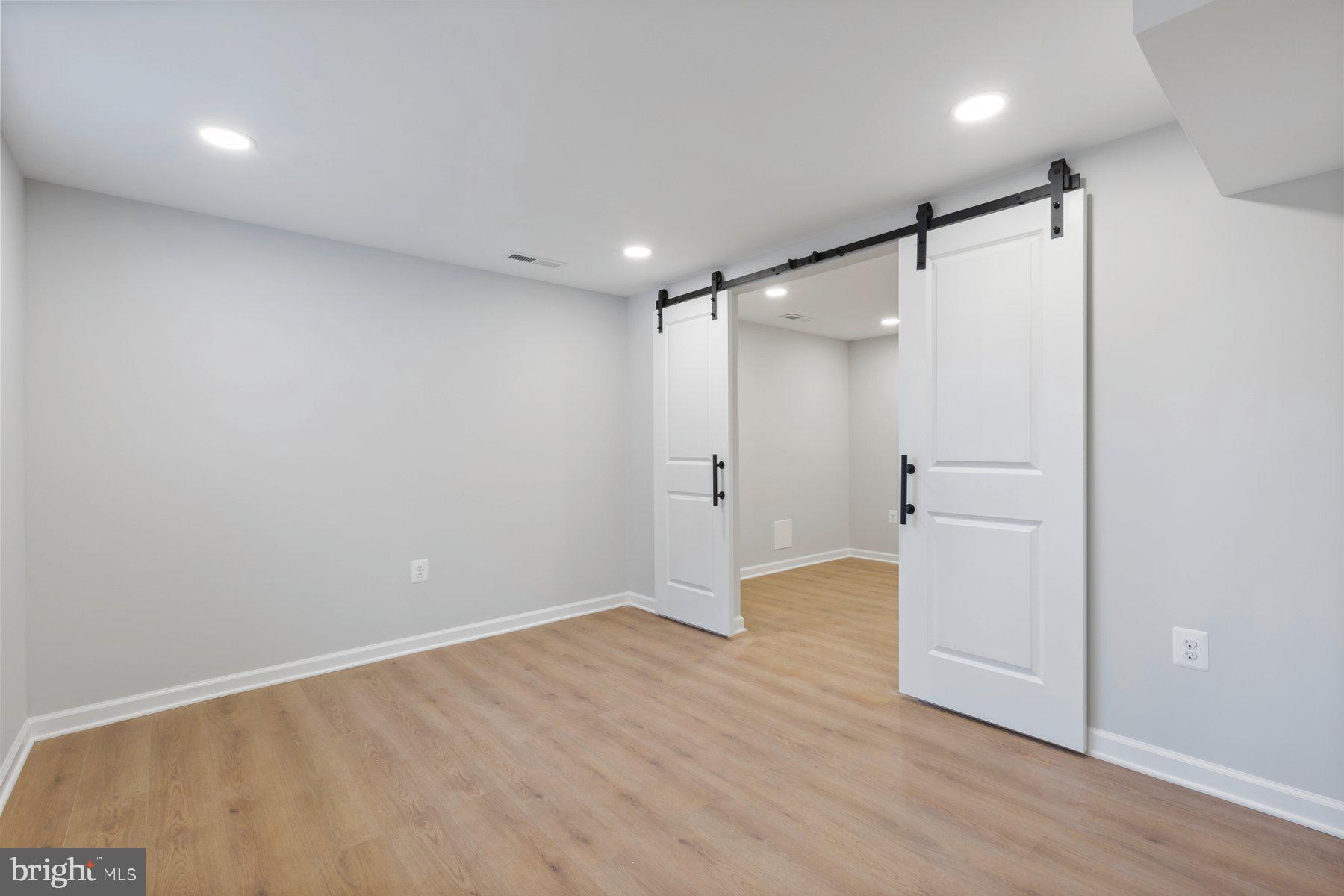 HIGHLAND GARDENS - Residential