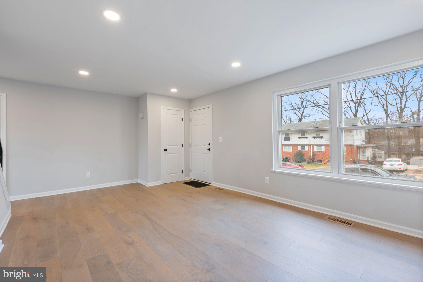 HIGHLAND GARDENS - Residential