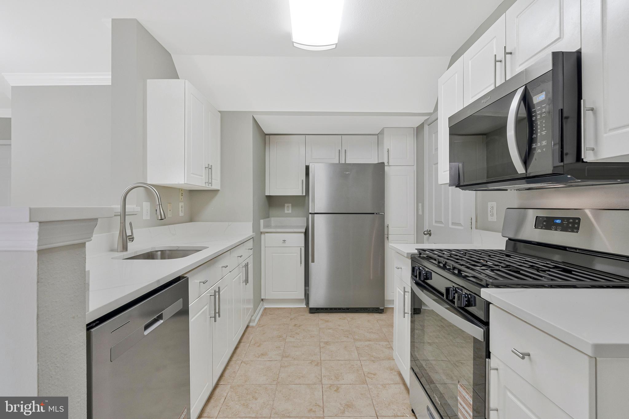 GATES OF FAIR LAKES - Residential