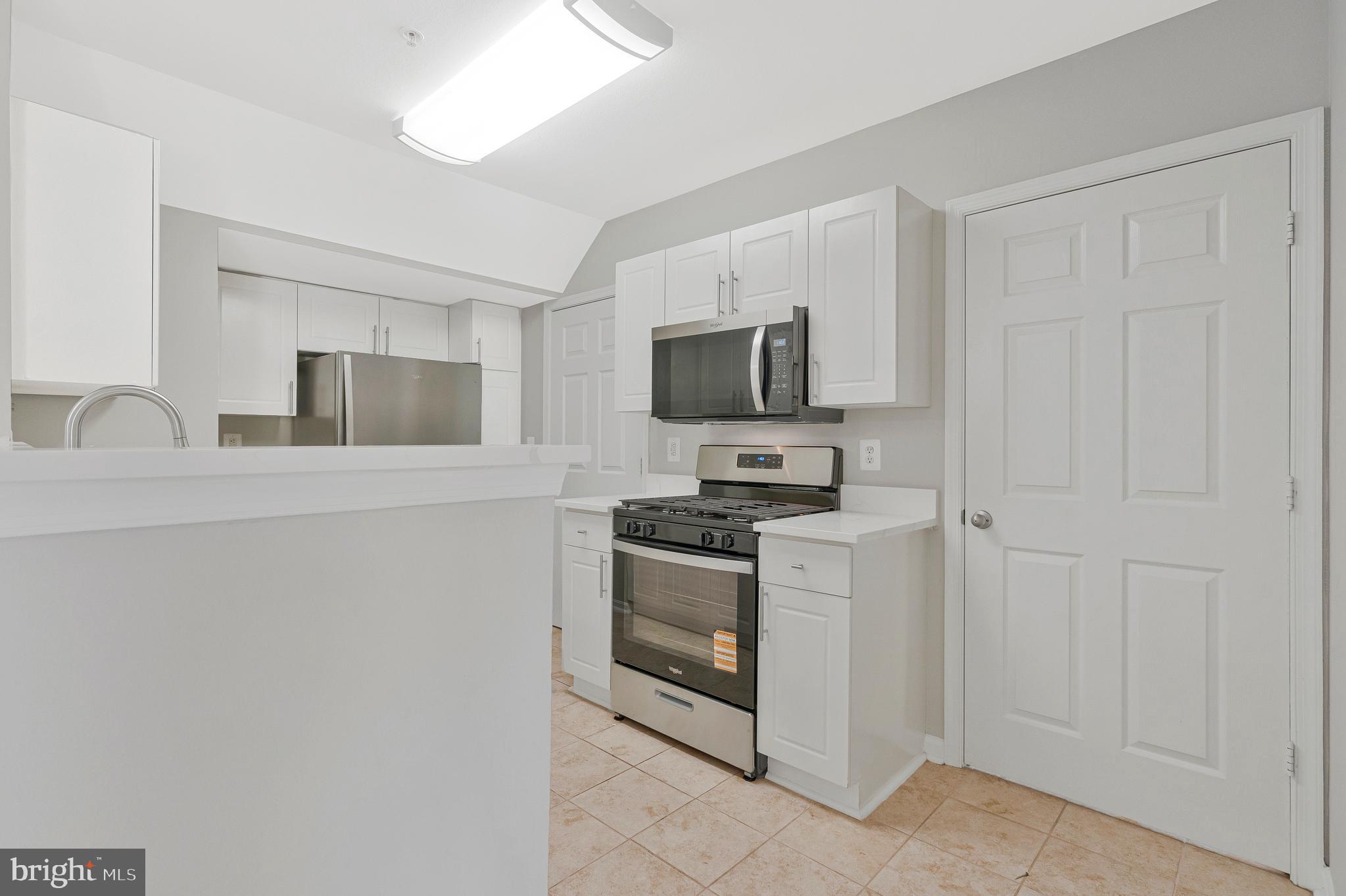 GATES OF FAIR LAKES - Residential