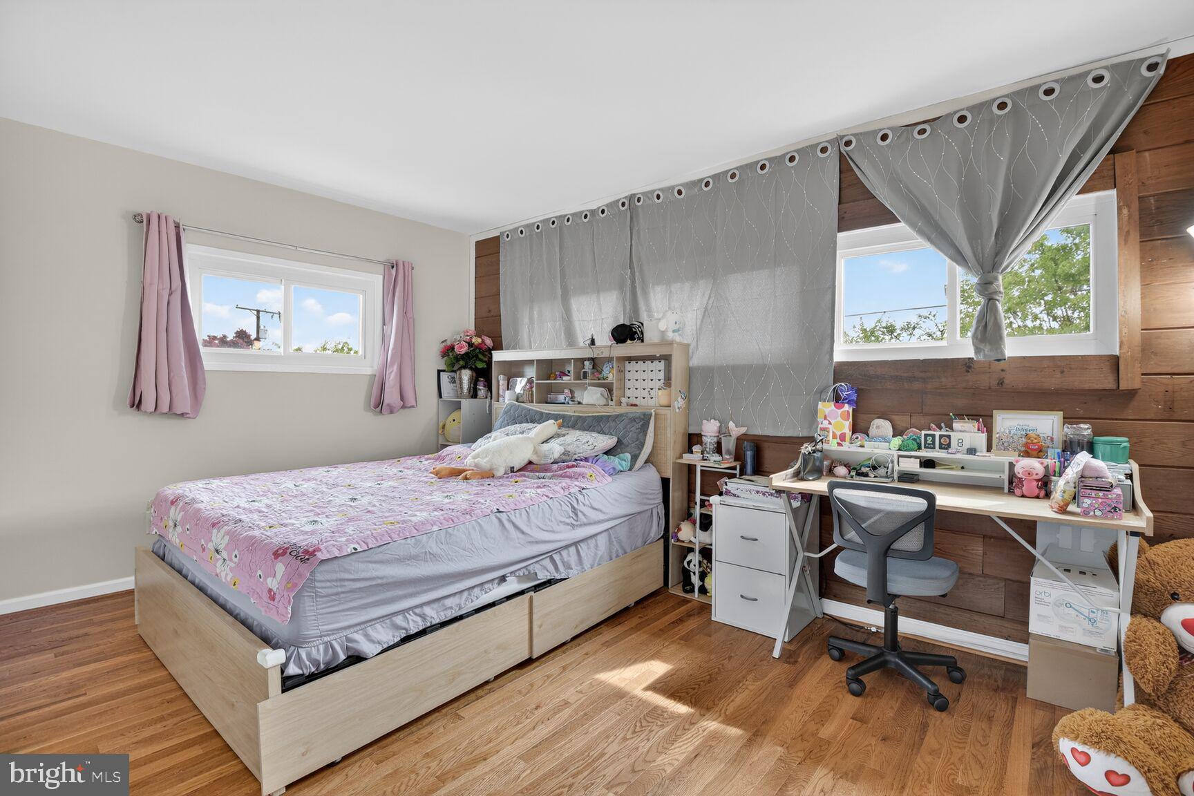 TWINBROOK FOREST - Residential