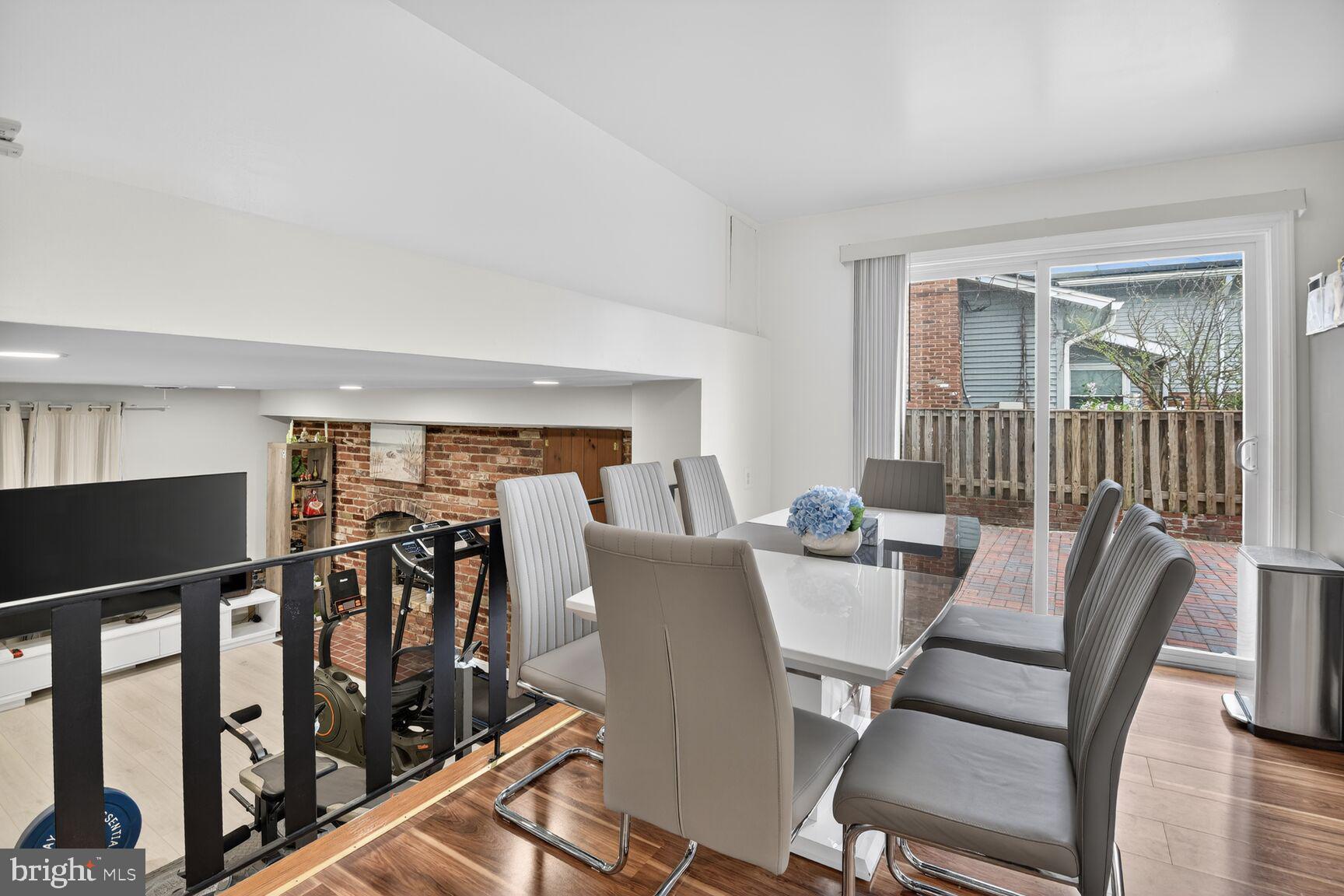 TWINBROOK FOREST - Residential