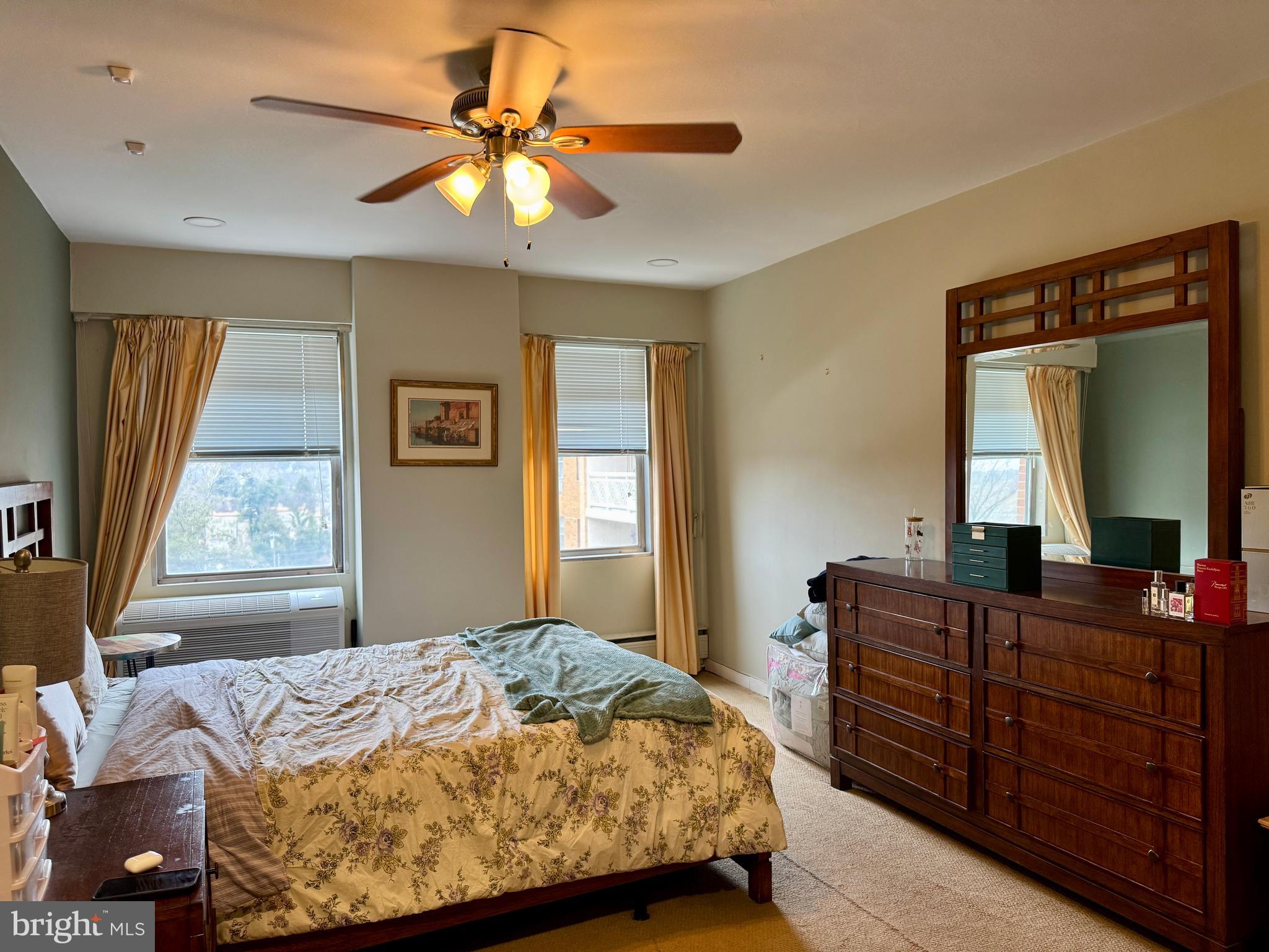 ELKINS PARK HOUSE - Residential