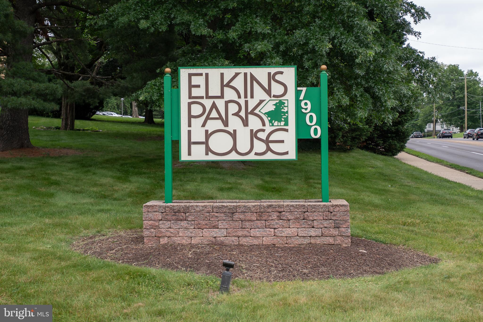 ELKINS PARK HOUSE - Residential