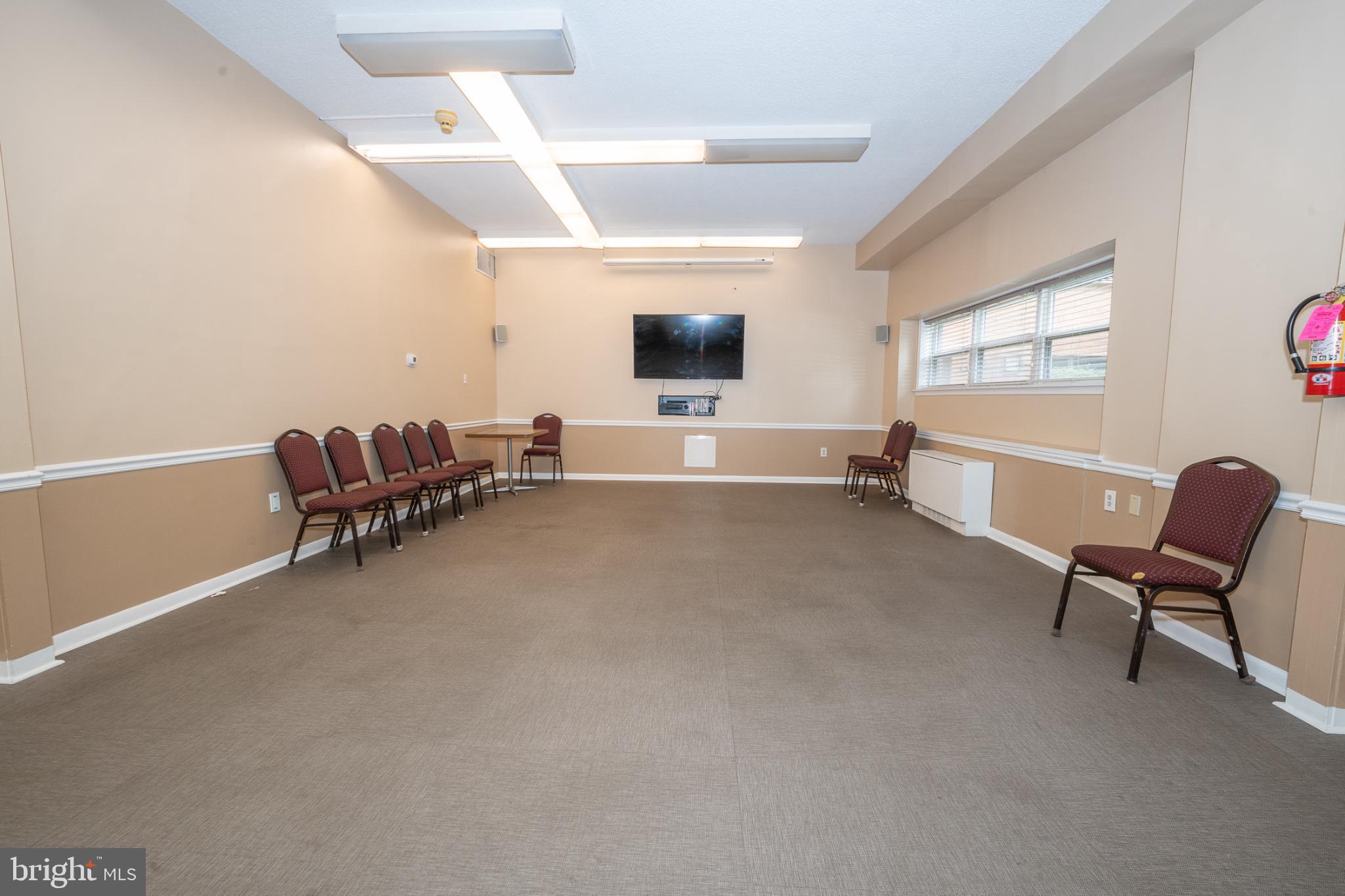 ELKINS PARK HOUSE - Residential