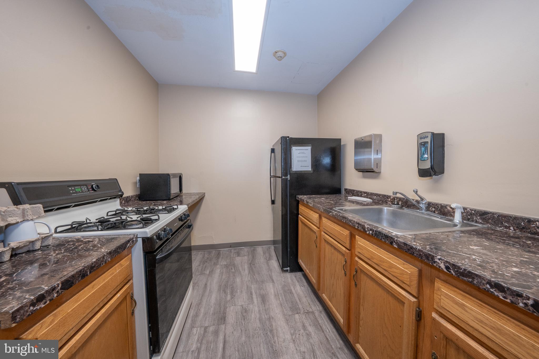 ELKINS PARK HOUSE - Residential