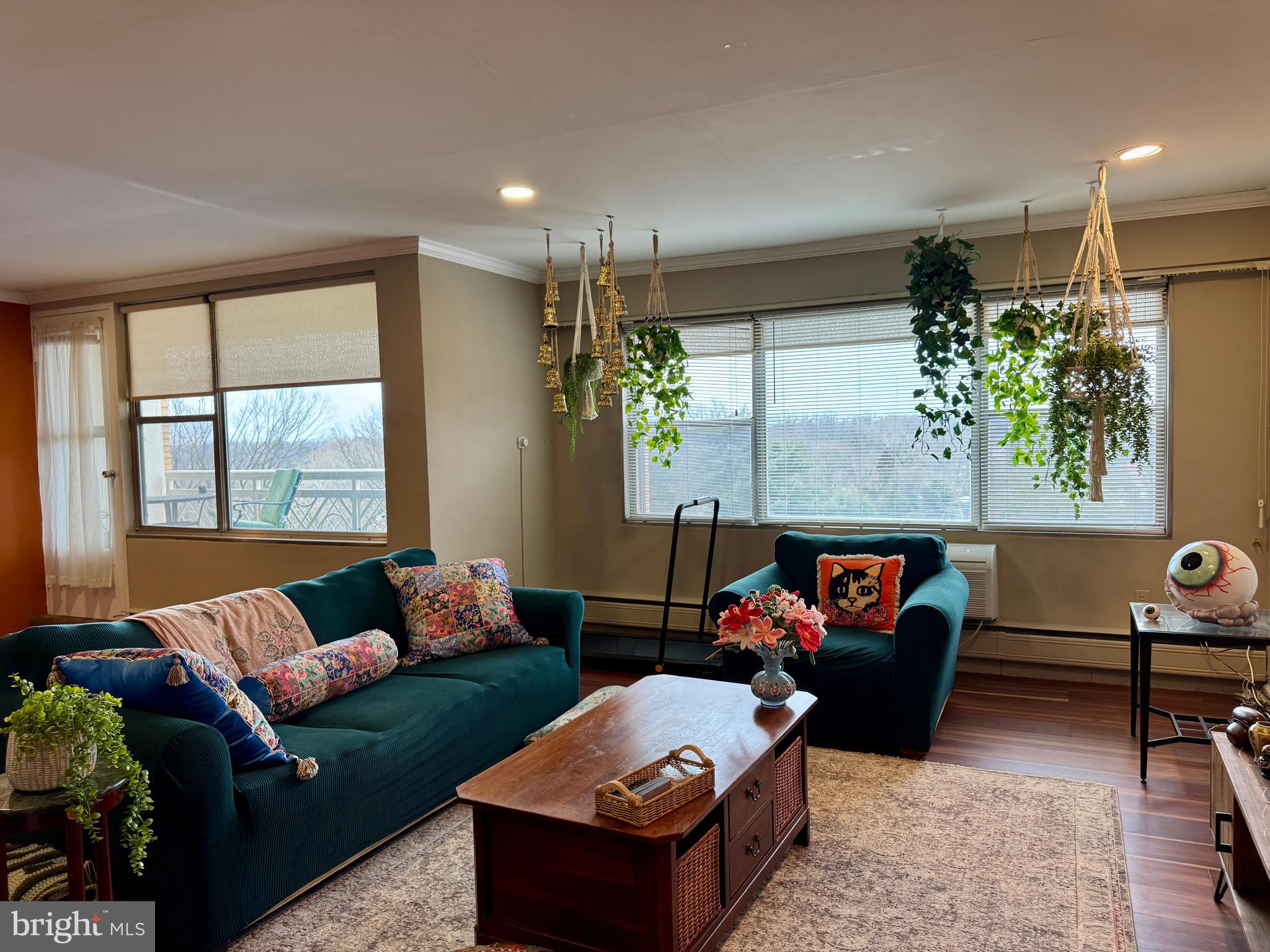 ELKINS PARK HOUSE - Residential