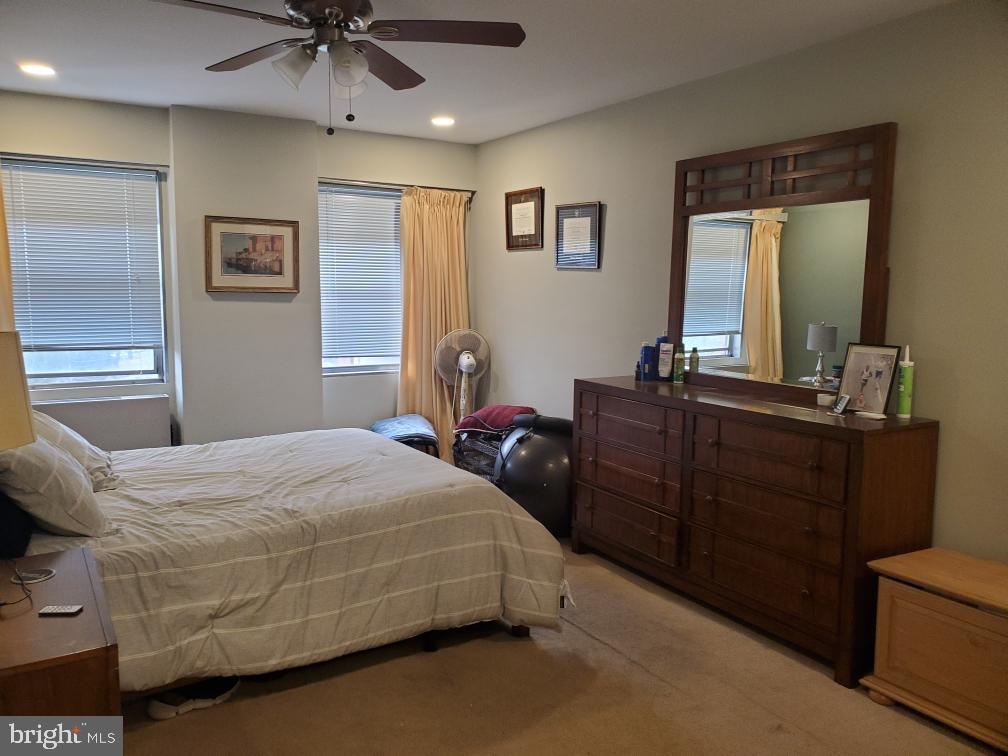 ELKINS PARK HOUSE - Residential