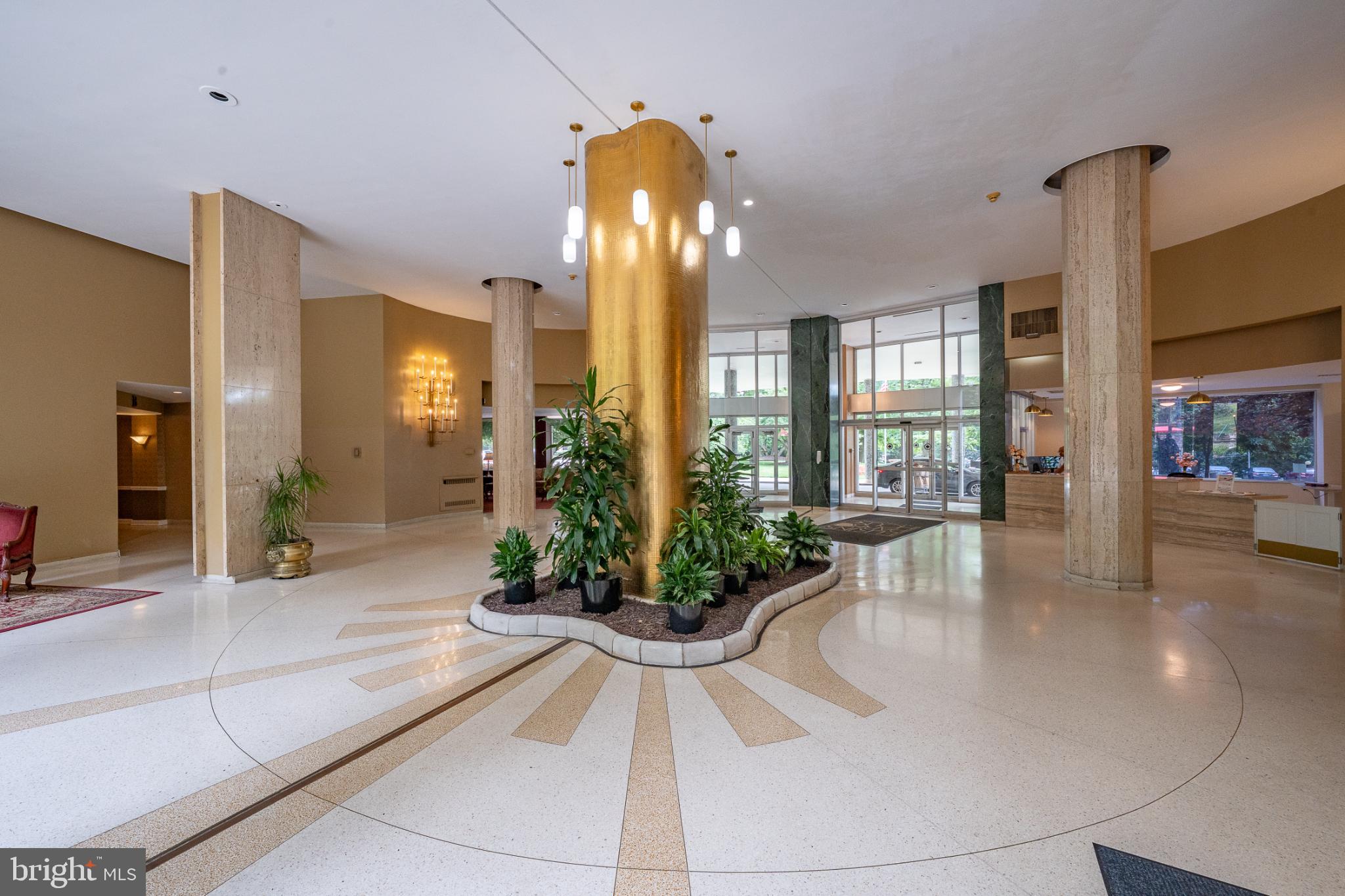 ELKINS PARK HOUSE - Residential