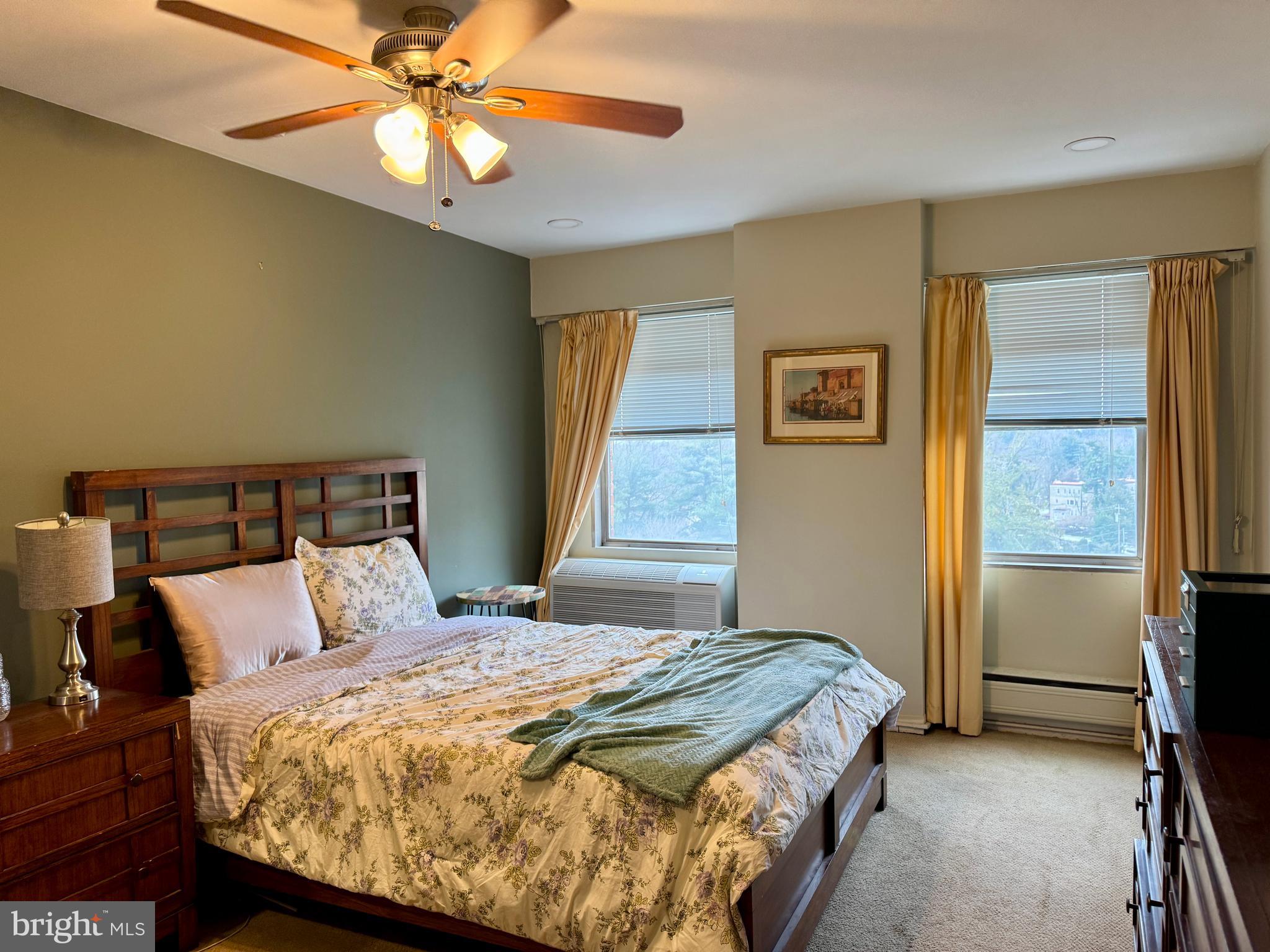 ELKINS PARK HOUSE - Residential