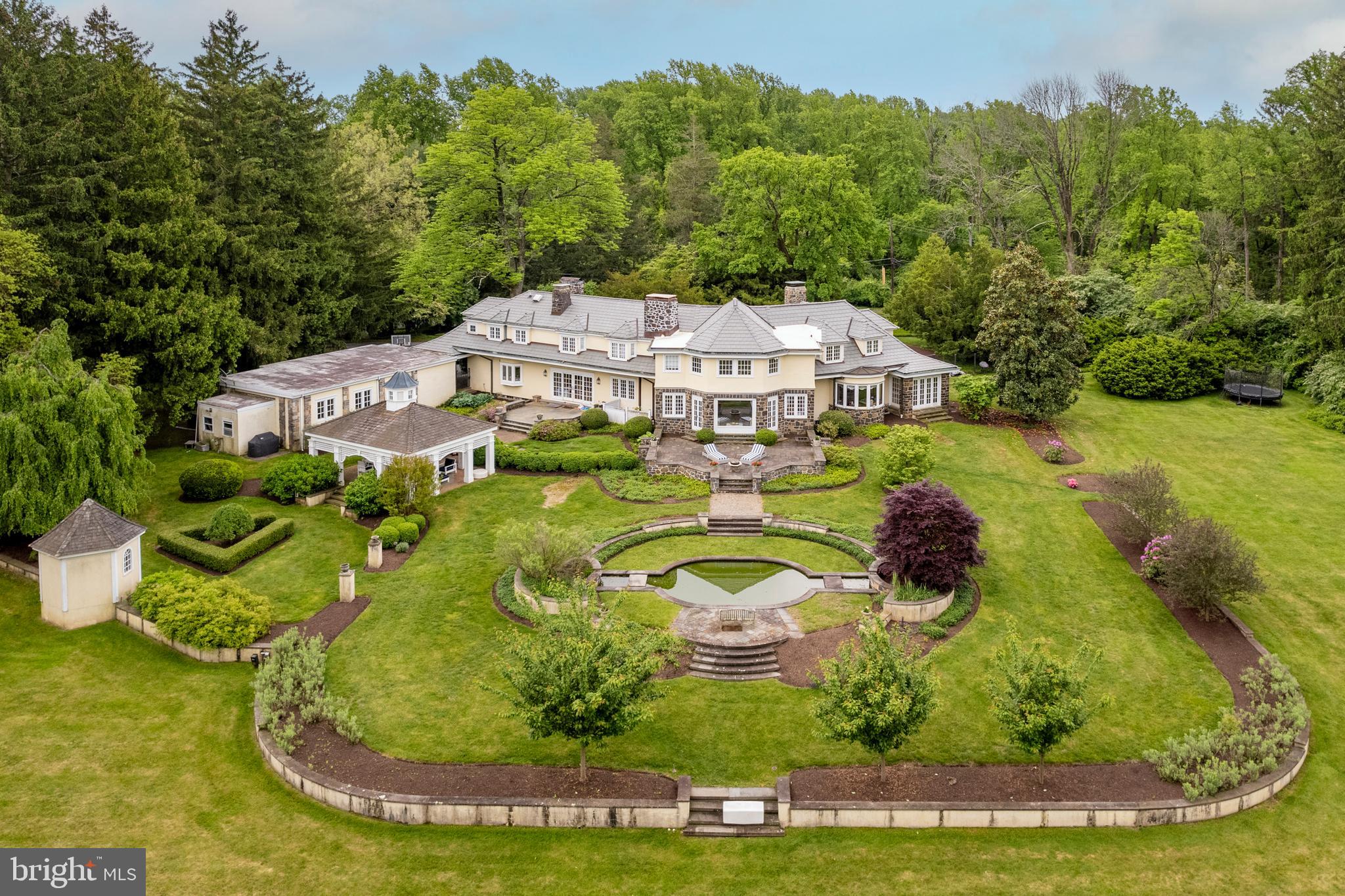 99 RIDGEVIEW ROAD