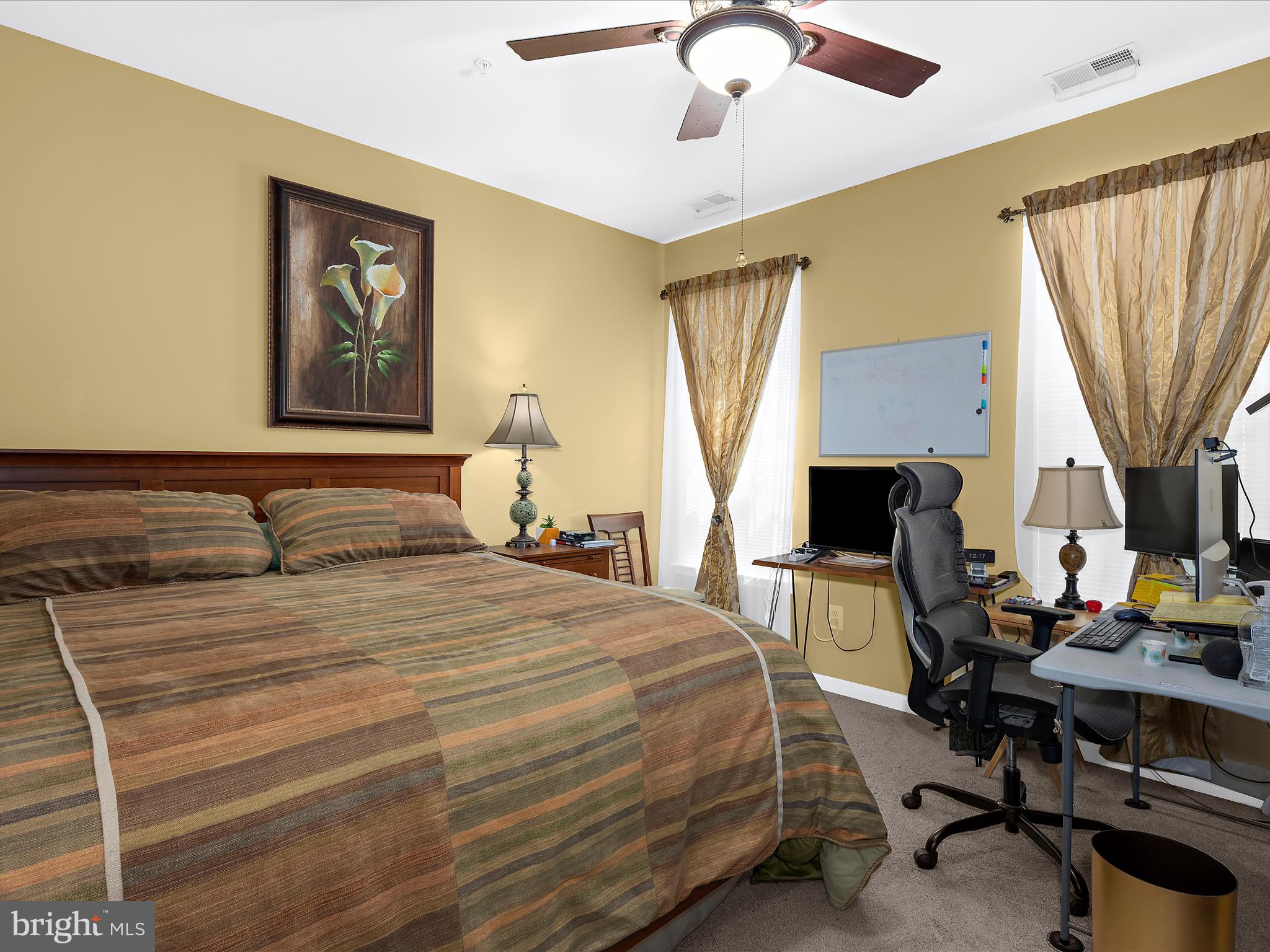 DEEP HARBOUR - Residential