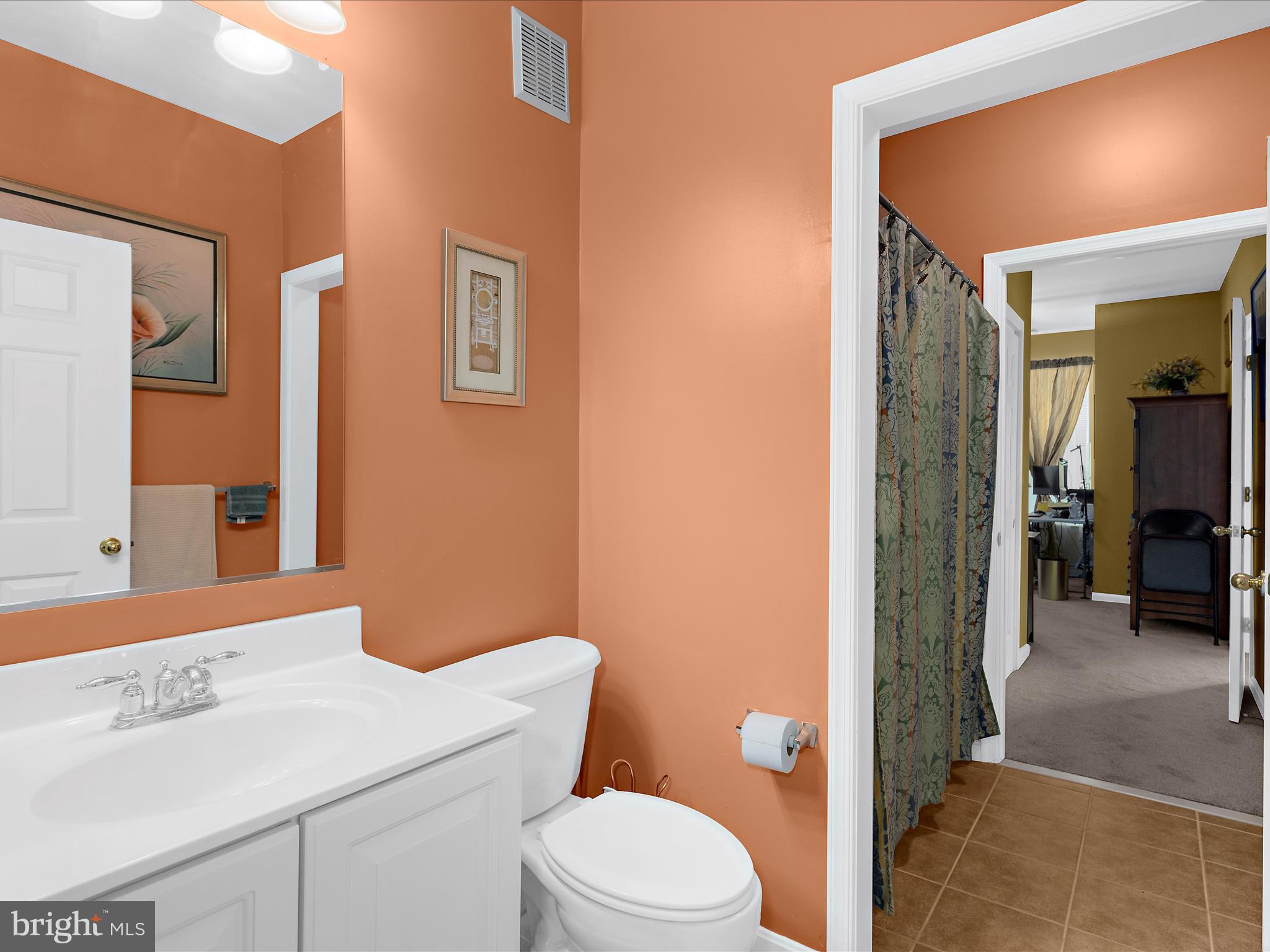 DEEP HARBOUR - Residential