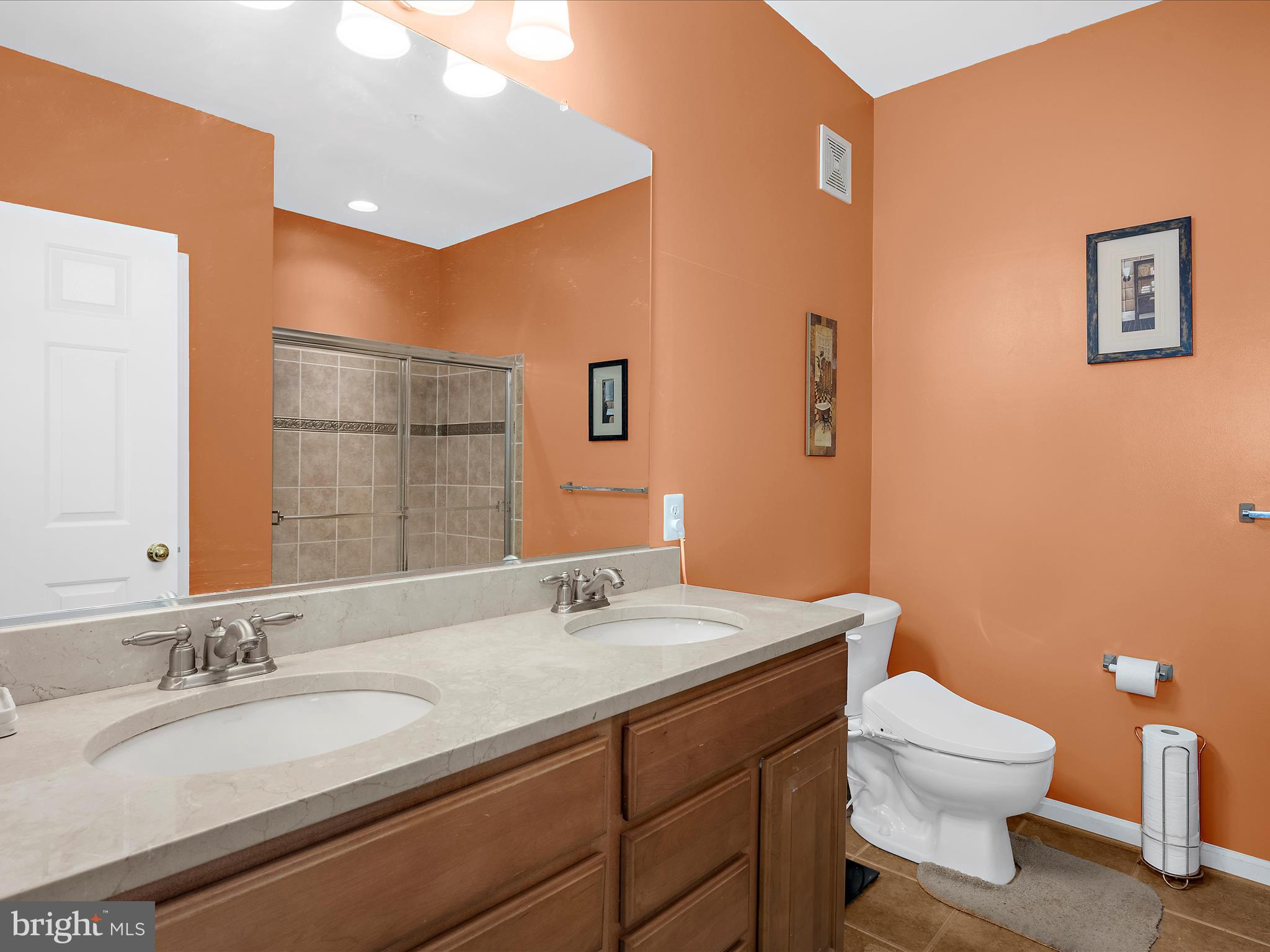 DEEP HARBOUR - Residential