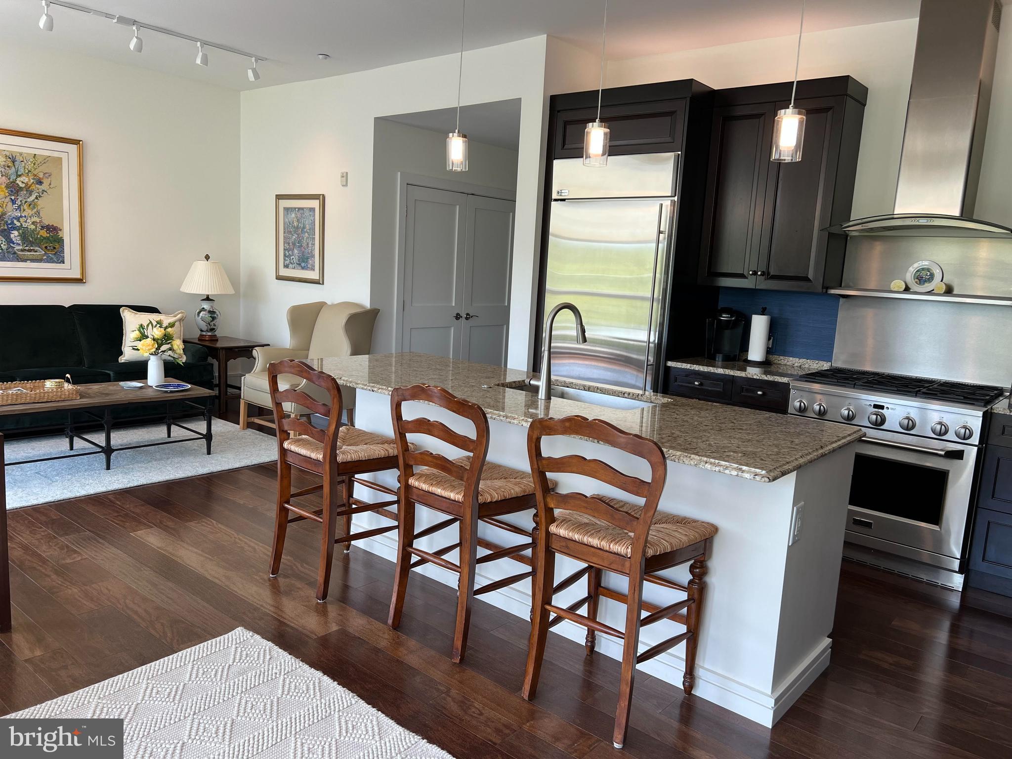 PEMBROKE NORTH - Residential