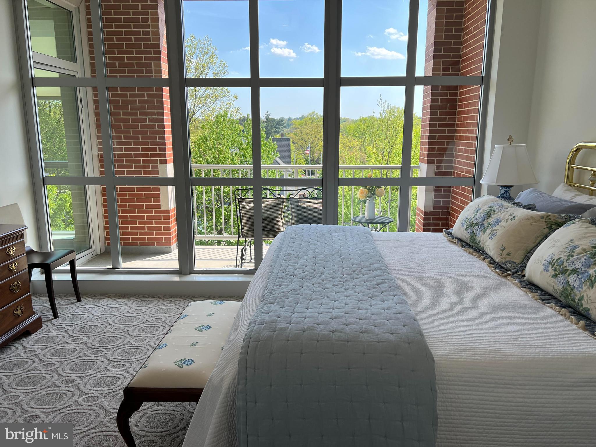 PEMBROKE NORTH - Residential