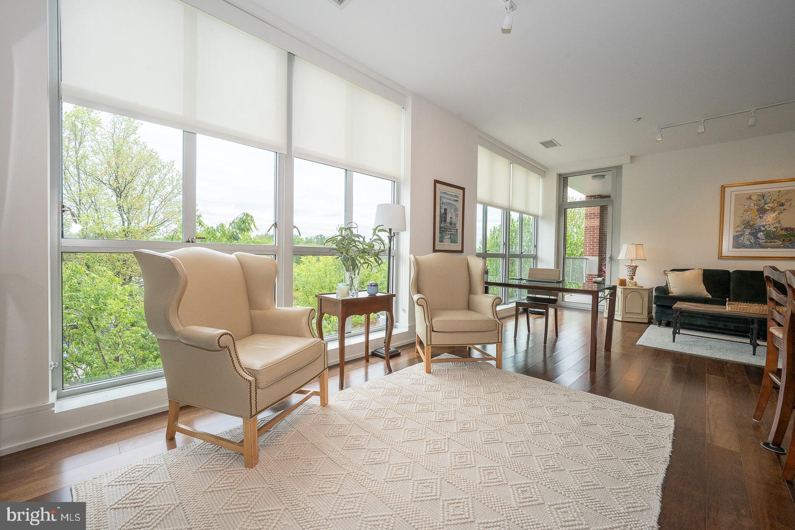 PEMBROKE NORTH - Residential