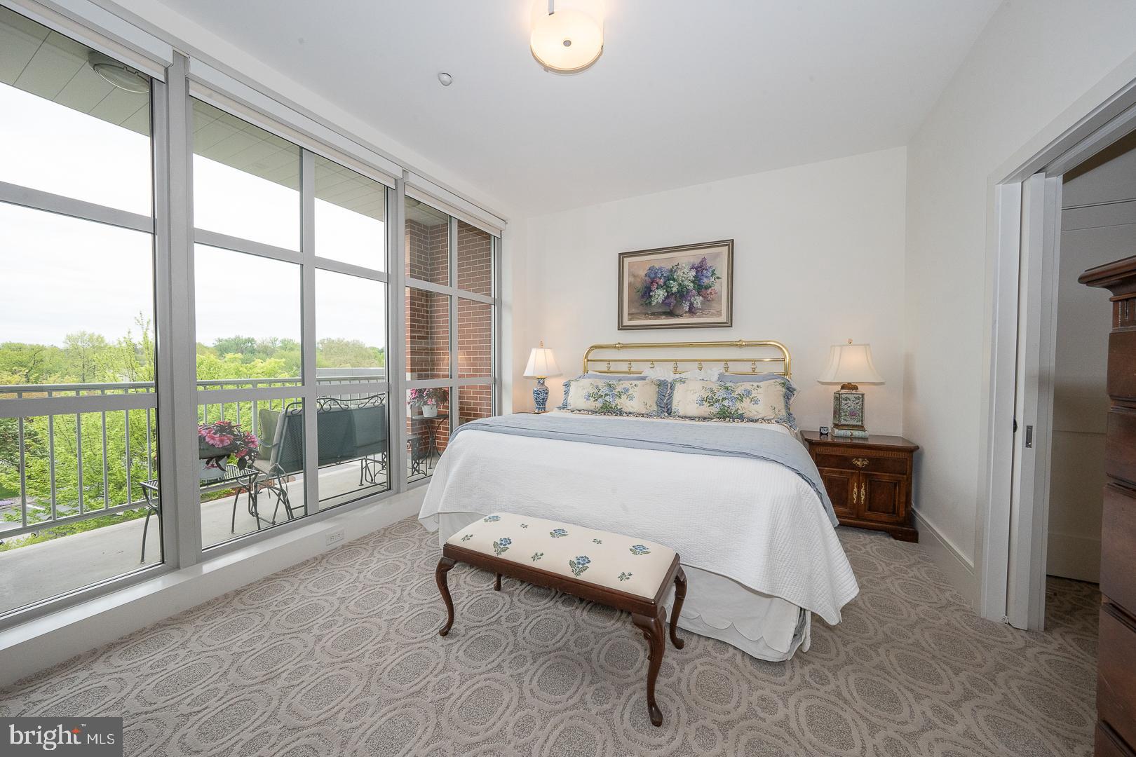 PEMBROKE NORTH - Residential