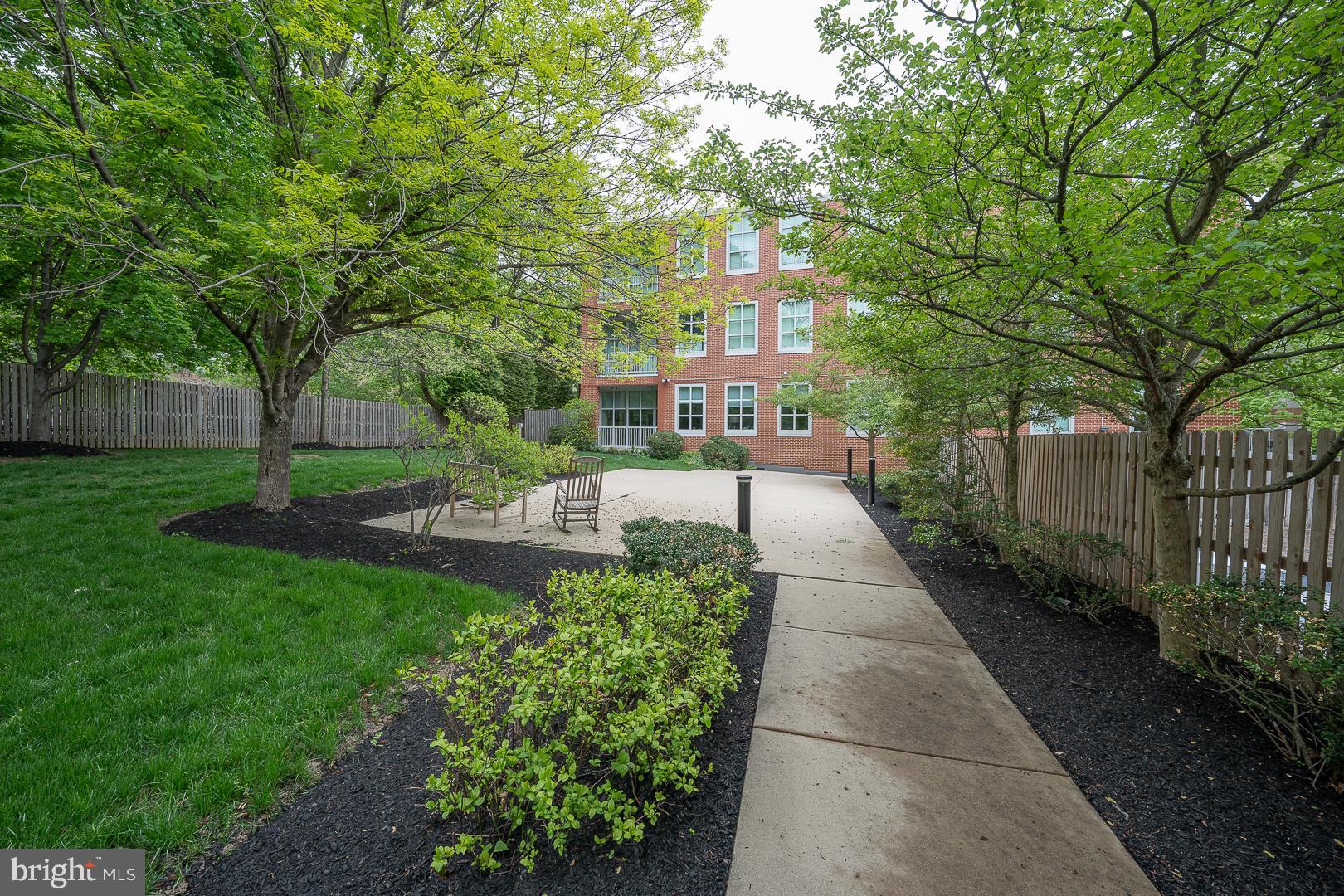 PEMBROKE NORTH - Residential