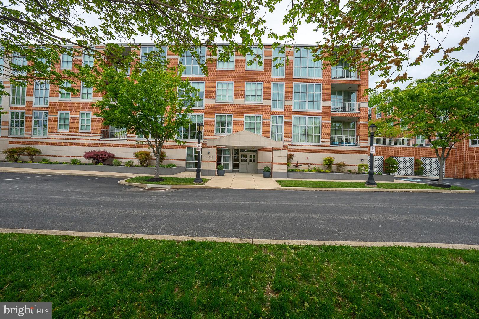 PEMBROKE NORTH - Residential