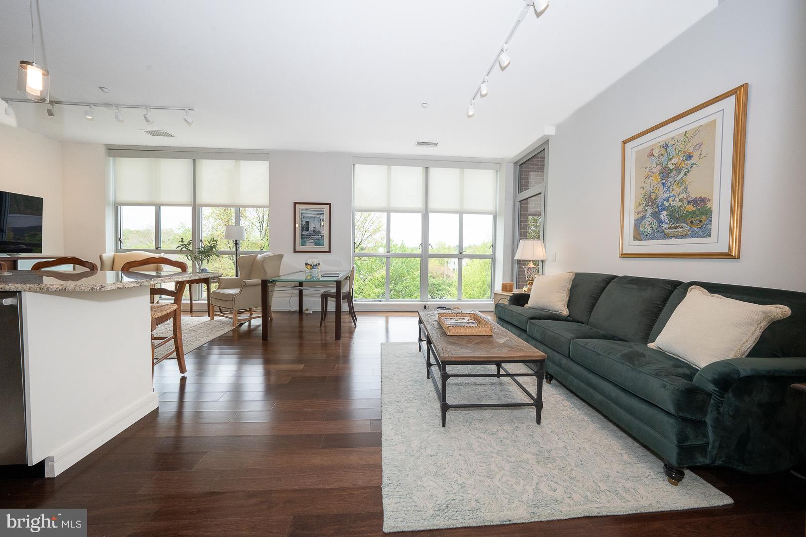 PEMBROKE NORTH - Residential