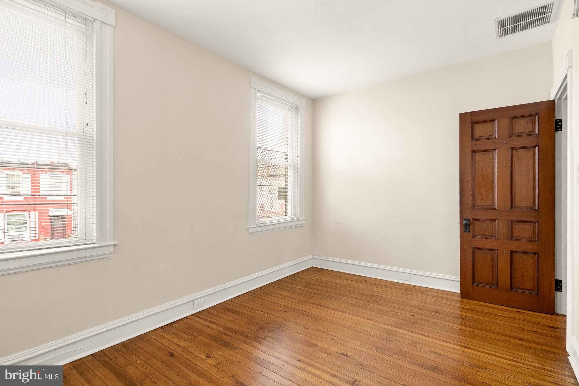 HARWOOD - Residential