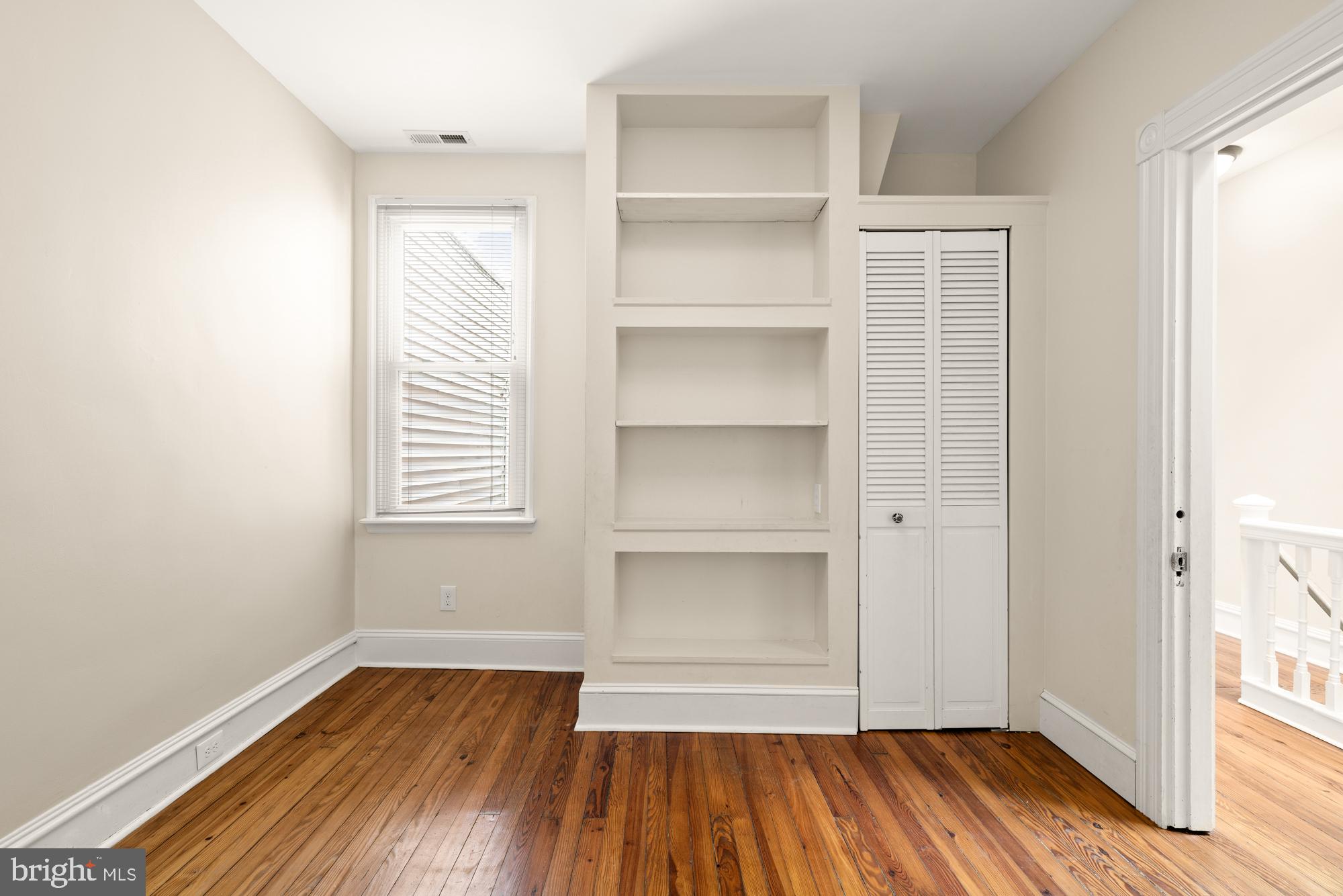 HARWOOD - Residential