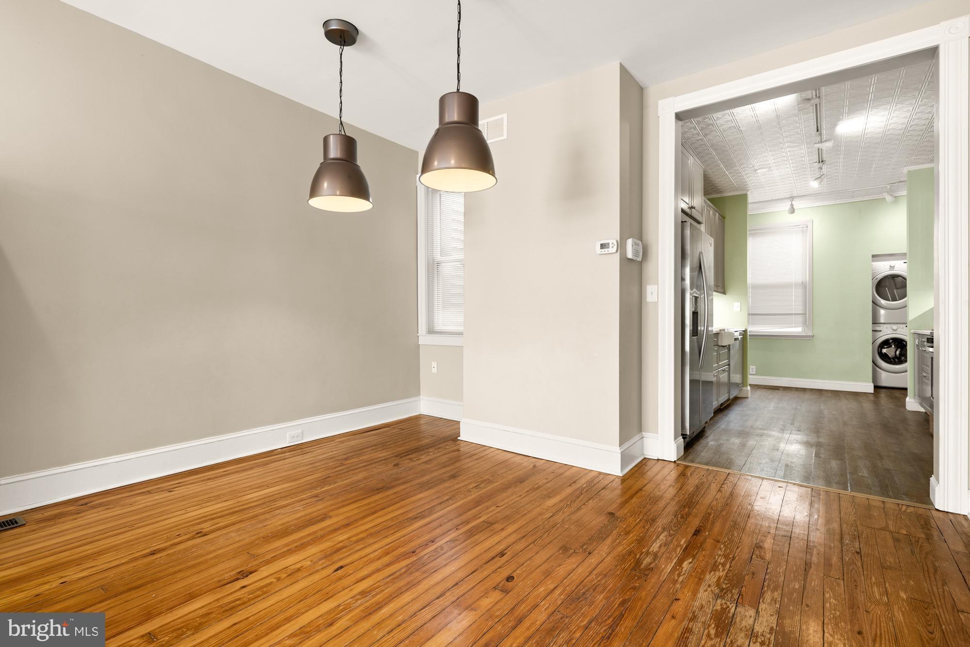 HARWOOD - Residential