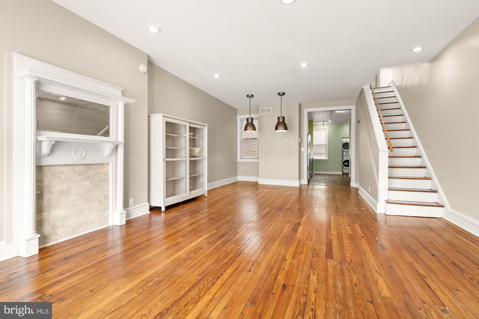 HARWOOD - Residential