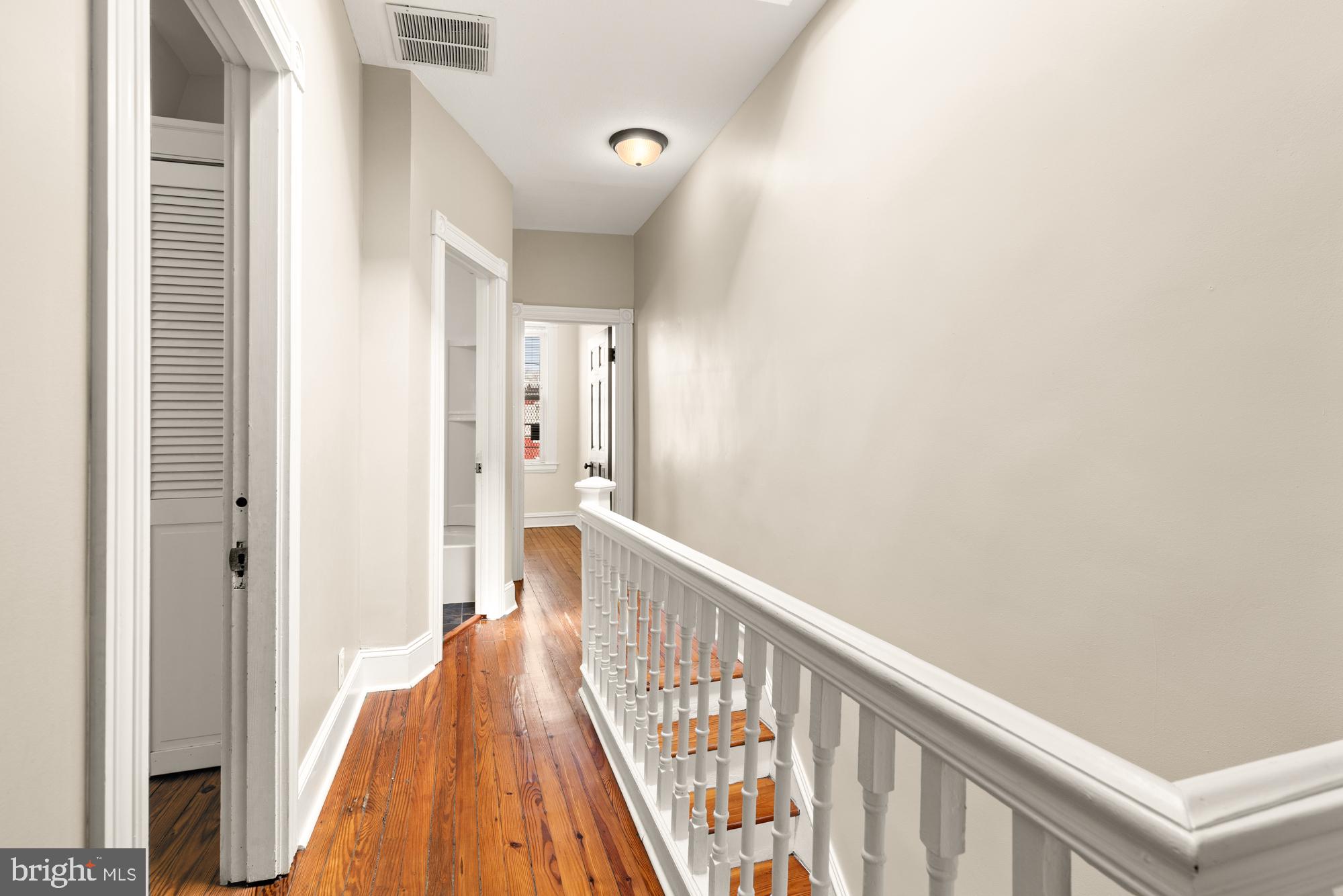 HARWOOD - Residential