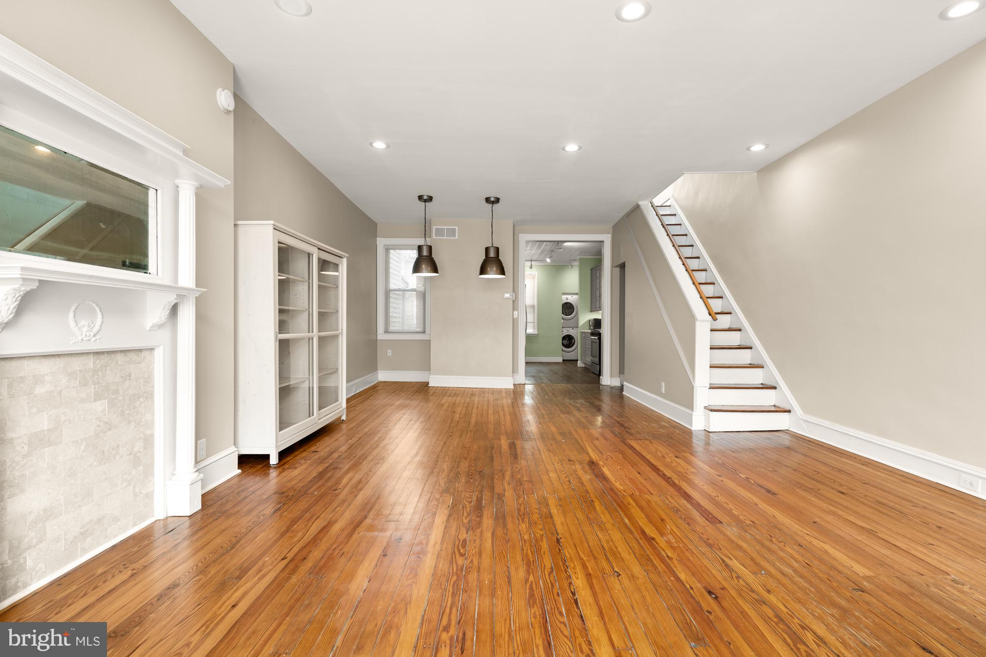 HARWOOD - Residential