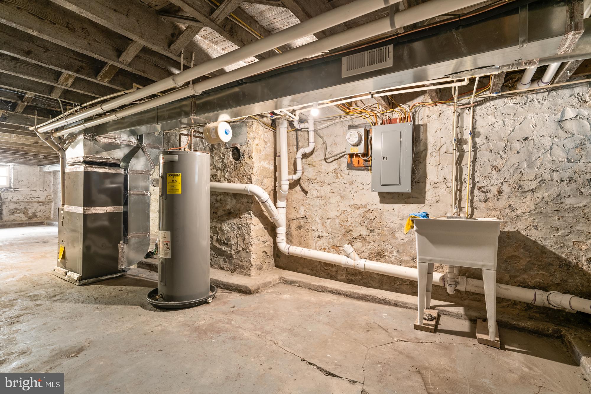 HARWOOD - Residential