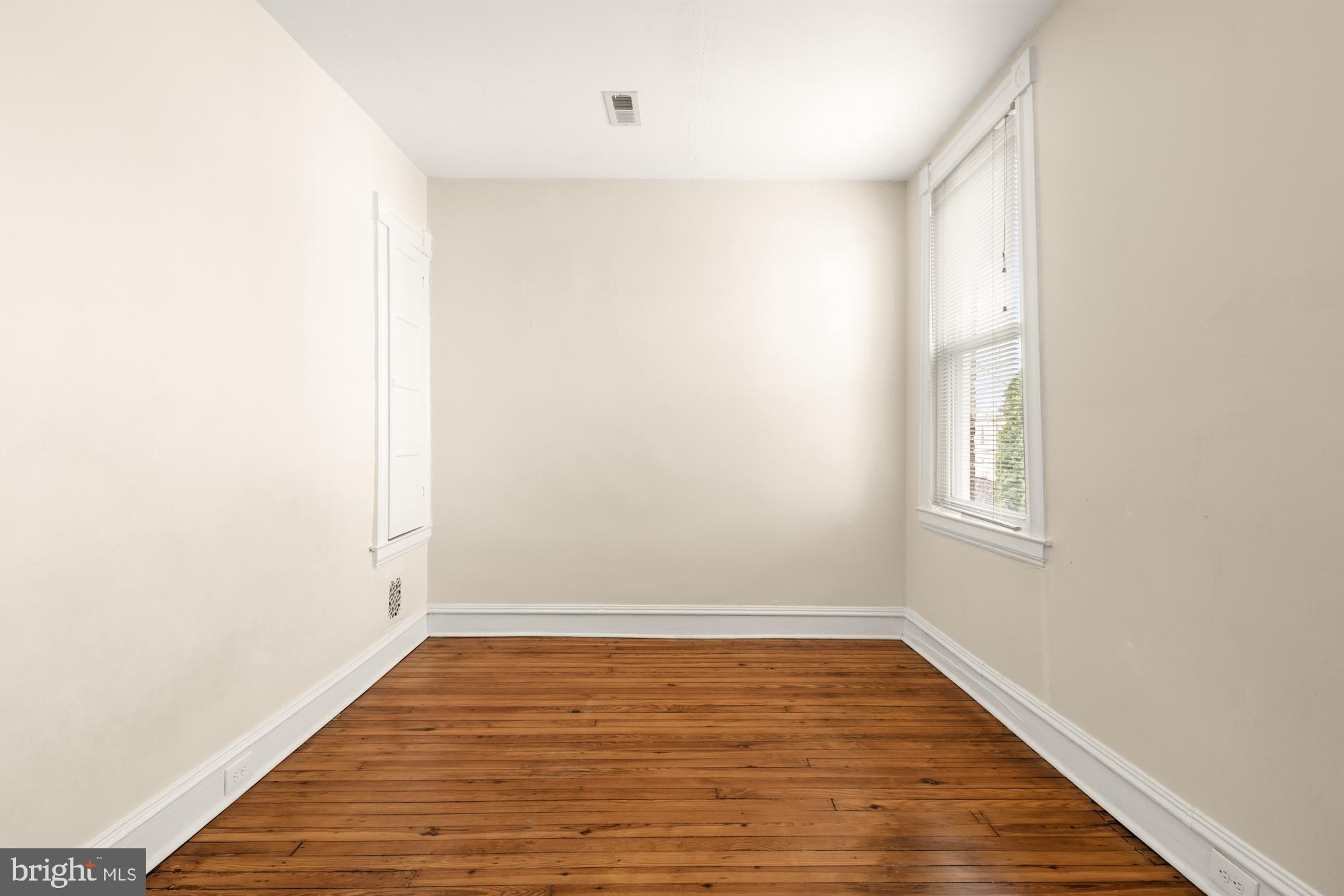 HARWOOD - Residential