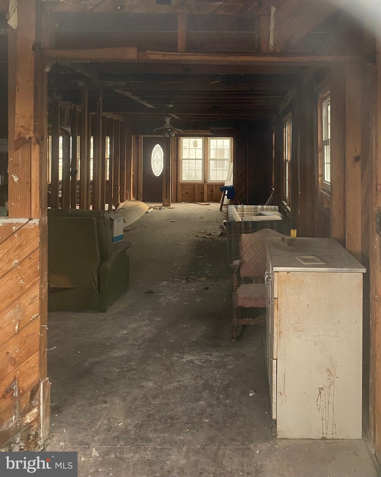 SMITH ISLAND - Residential