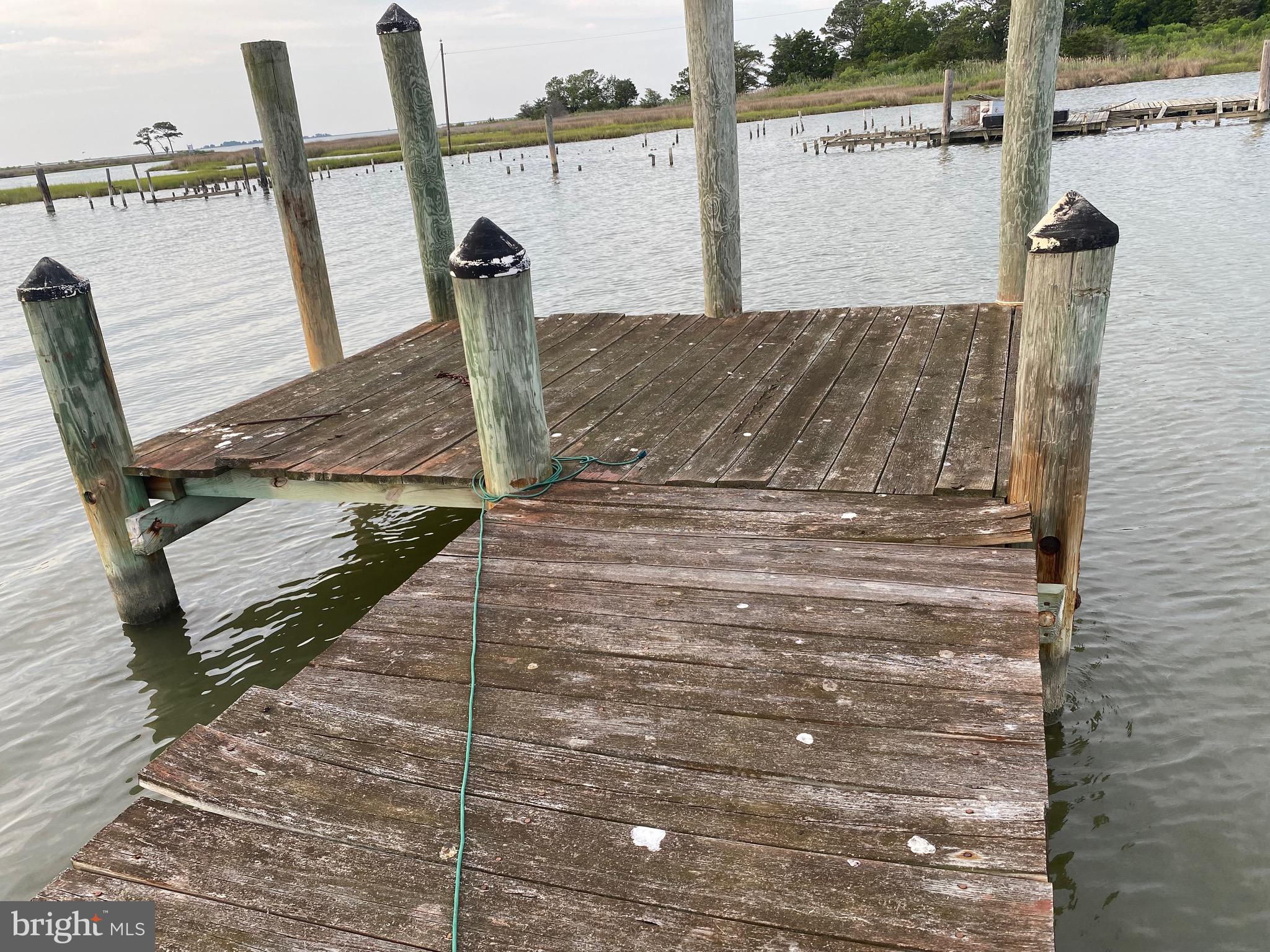 SMITH ISLAND - Residential